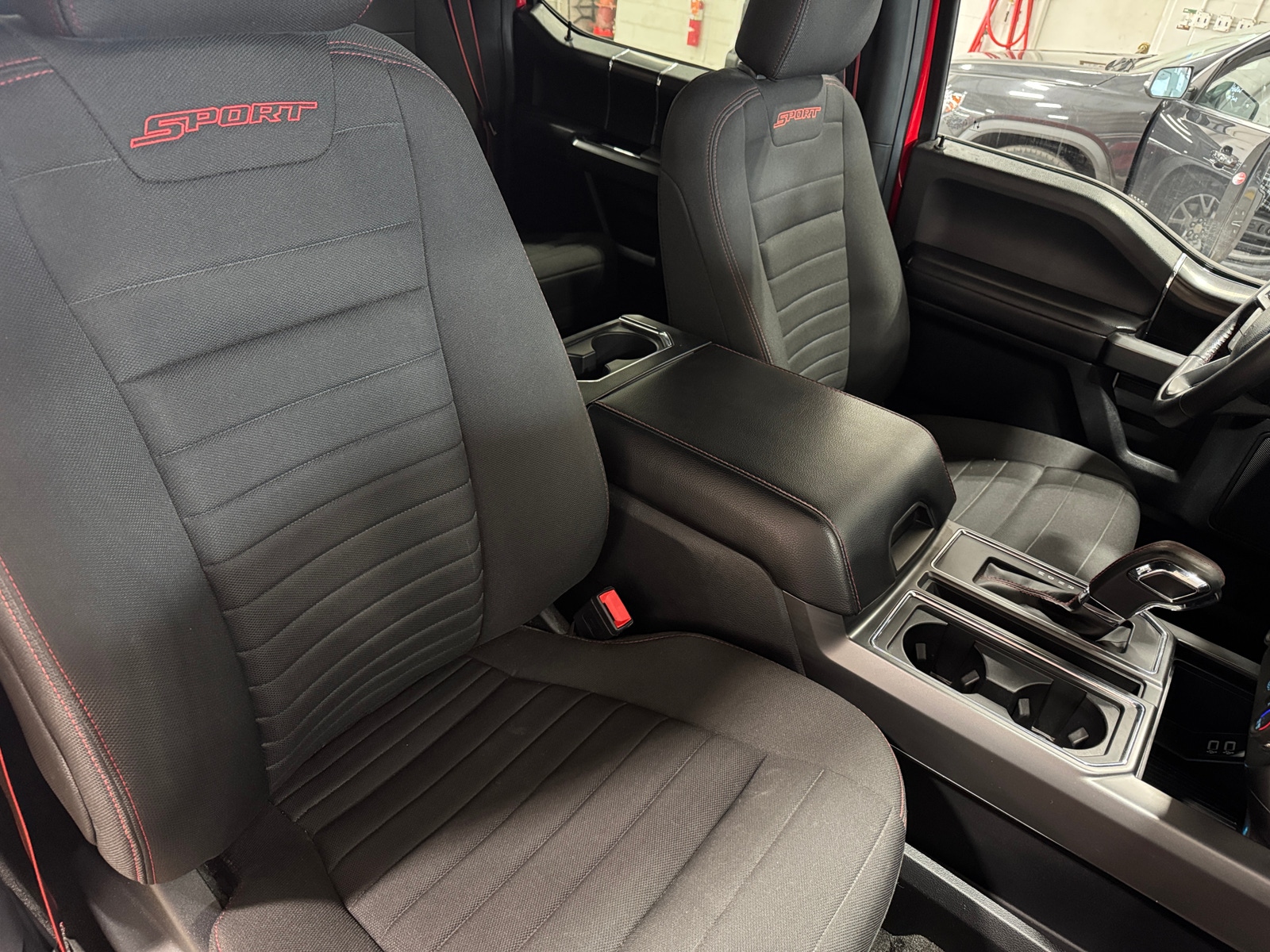 Thumbnail: 2020 Ford Econoline - 2