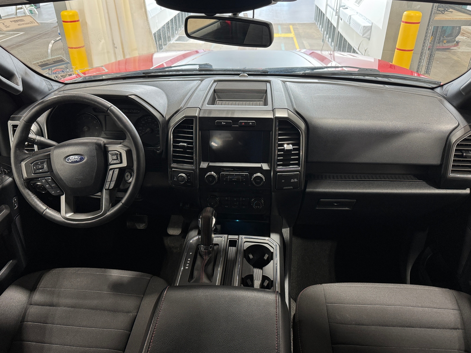 Thumbnail: 2020 Ford Econoline - 3