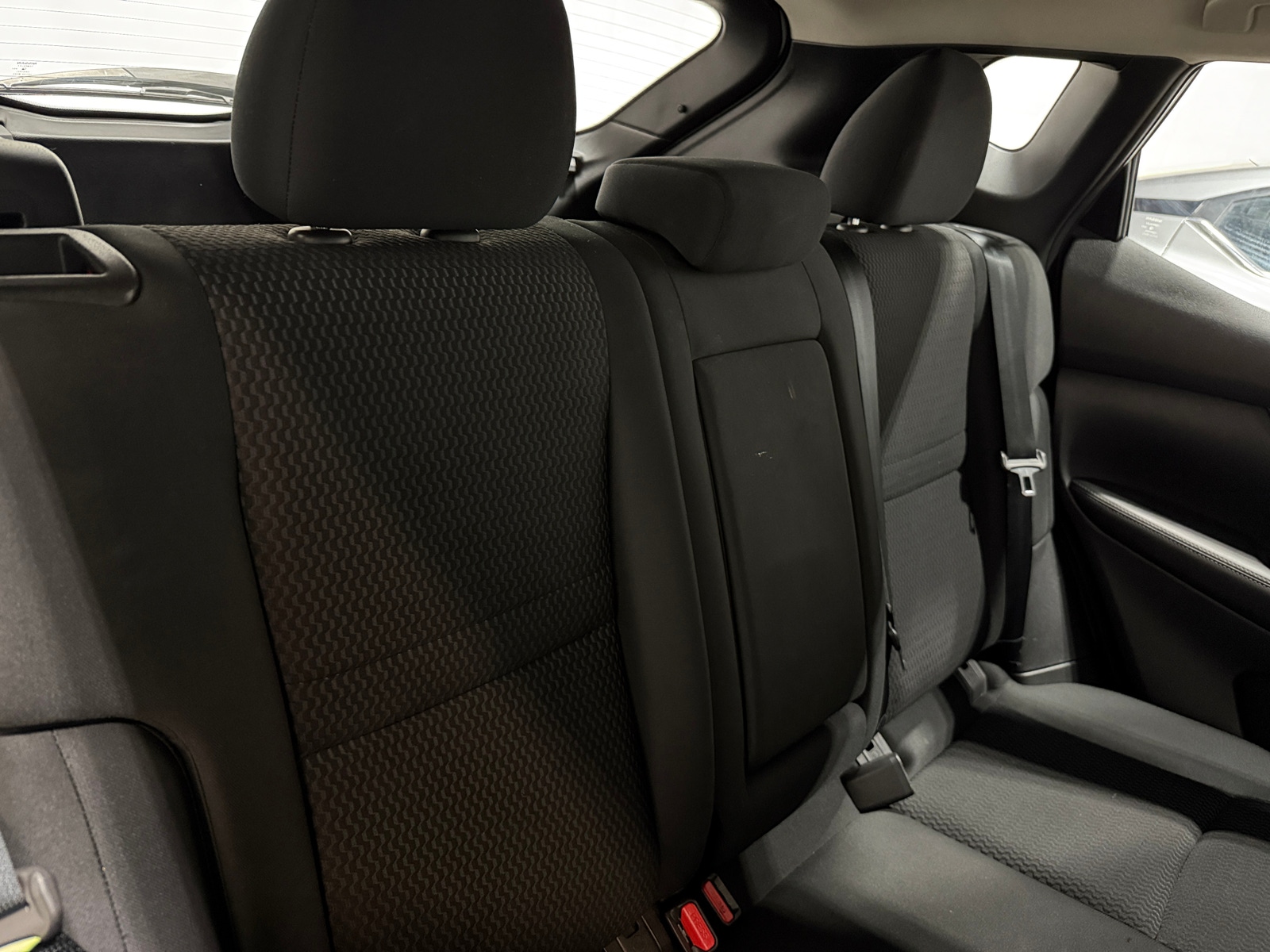 Thumbnail: 2020 Nissan Rogue Sport - 6