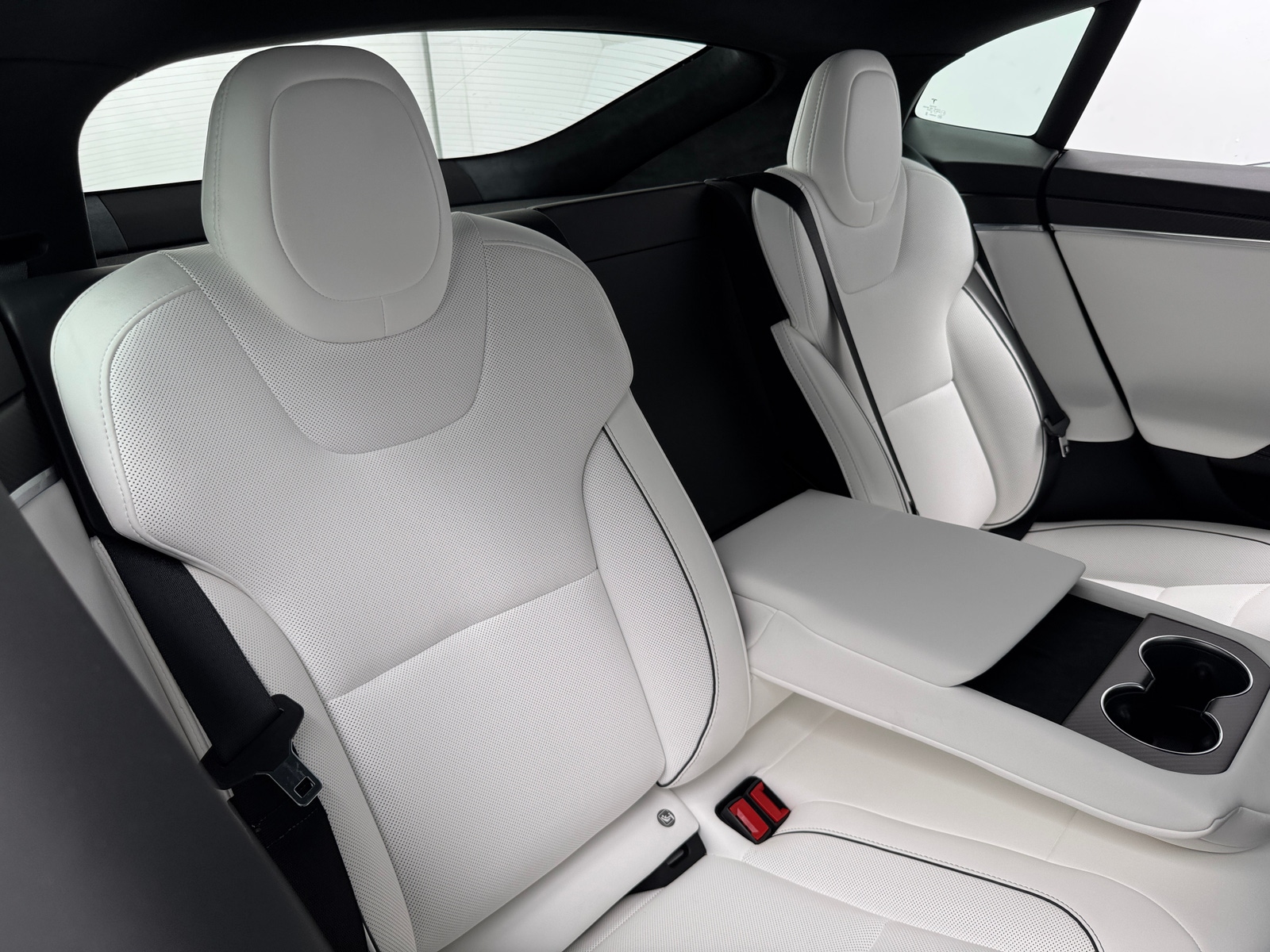 Thumbnail: 2023 Tesla Model S - 5