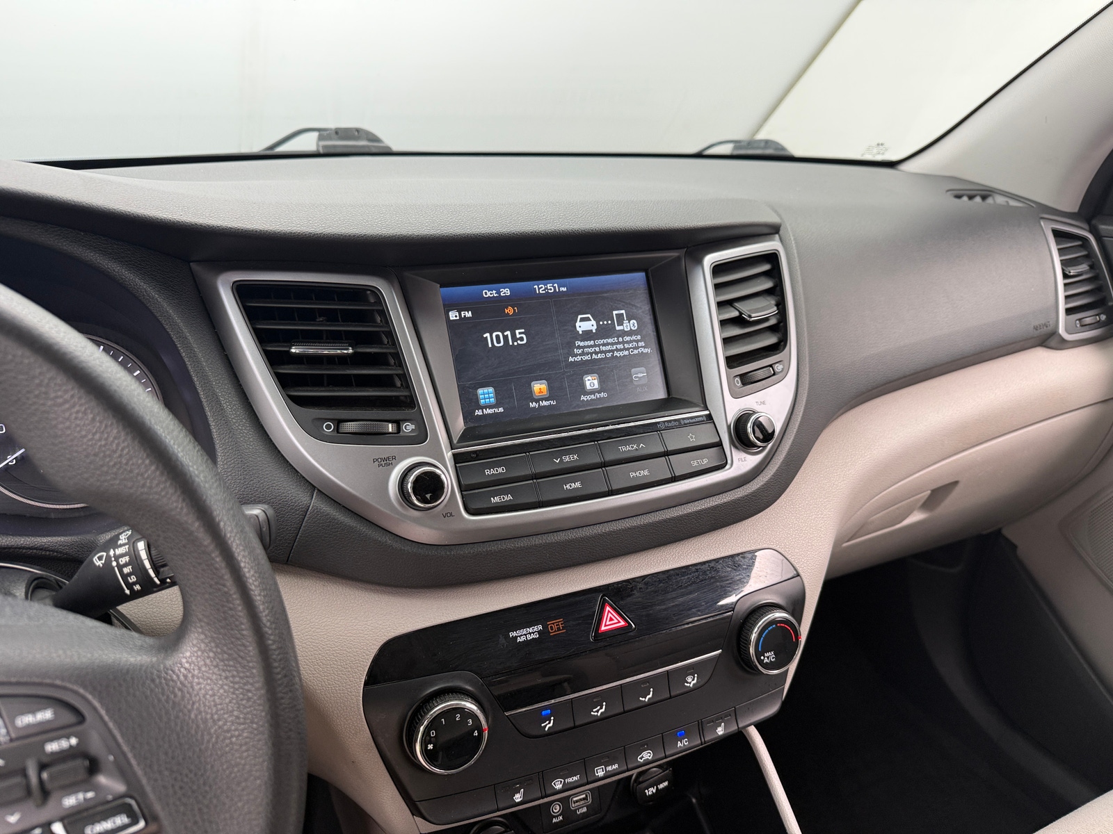 Thumbnail: 2018 Hyundai Tucson - 4