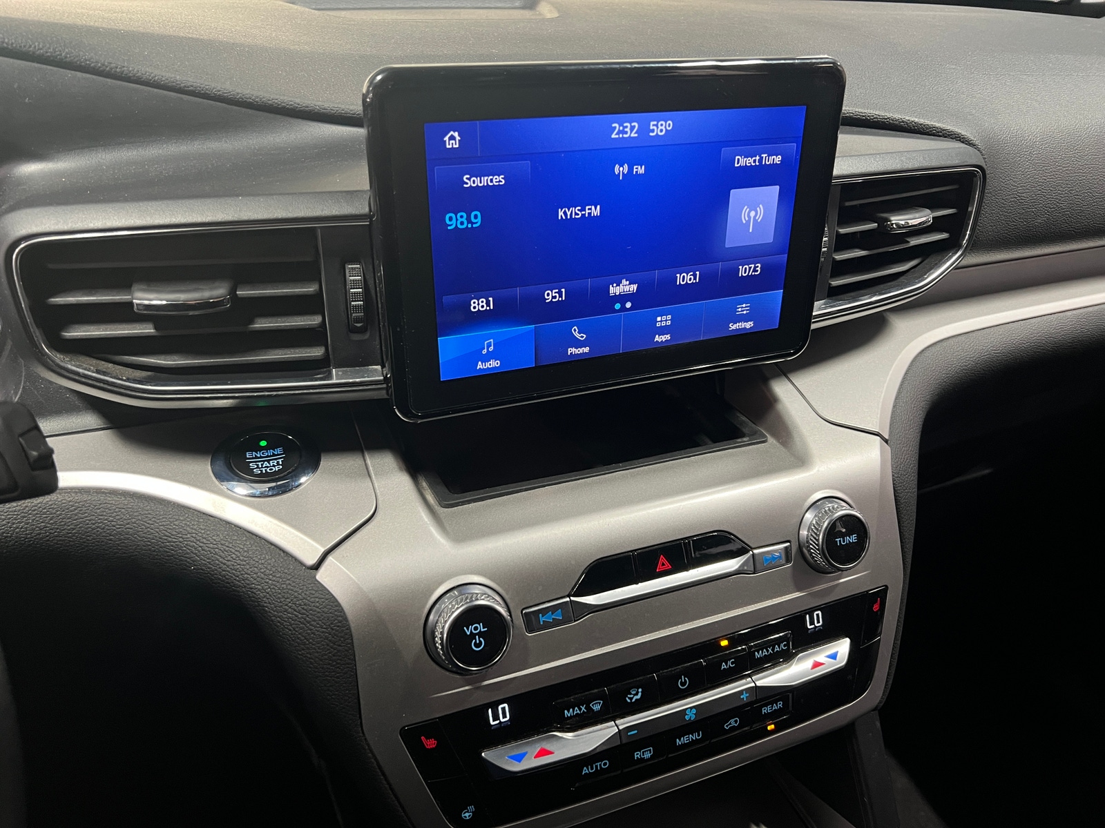 Thumbnail: 2021 Ford Explorer - 3