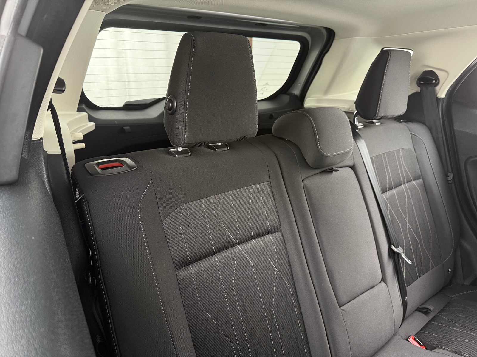 Thumbnail: 2021 Ford EcoSport - 6