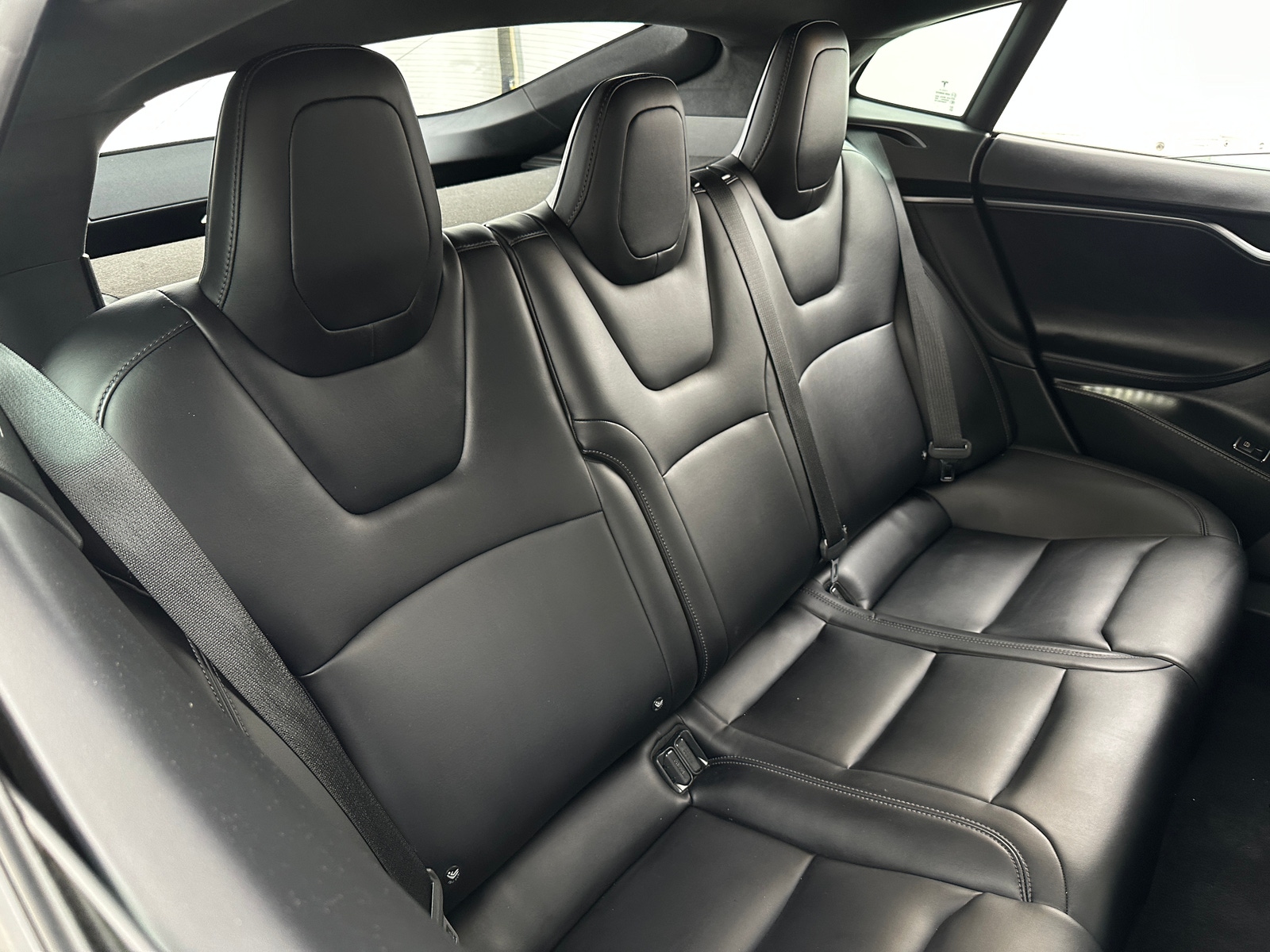 Thumbnail: 2018 Tesla Model S - 5