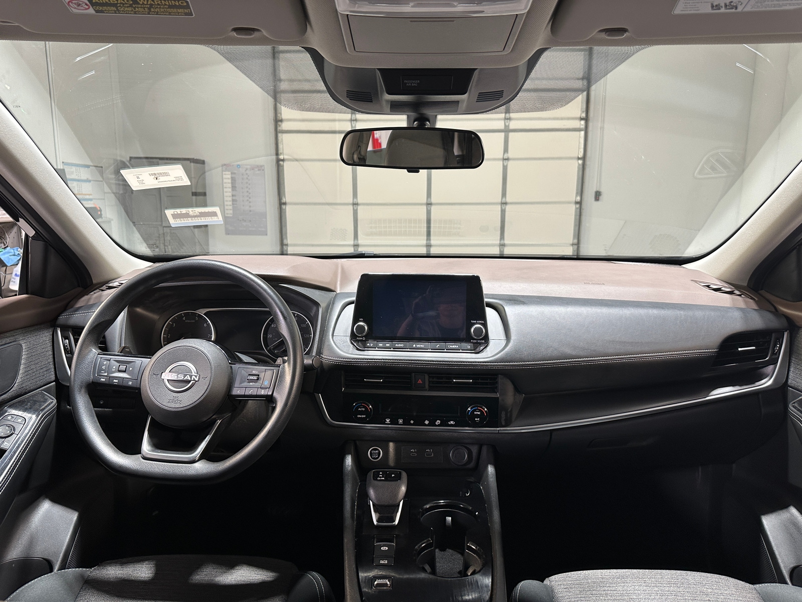 Thumbnail: 2023 Nissan Rogue - 3