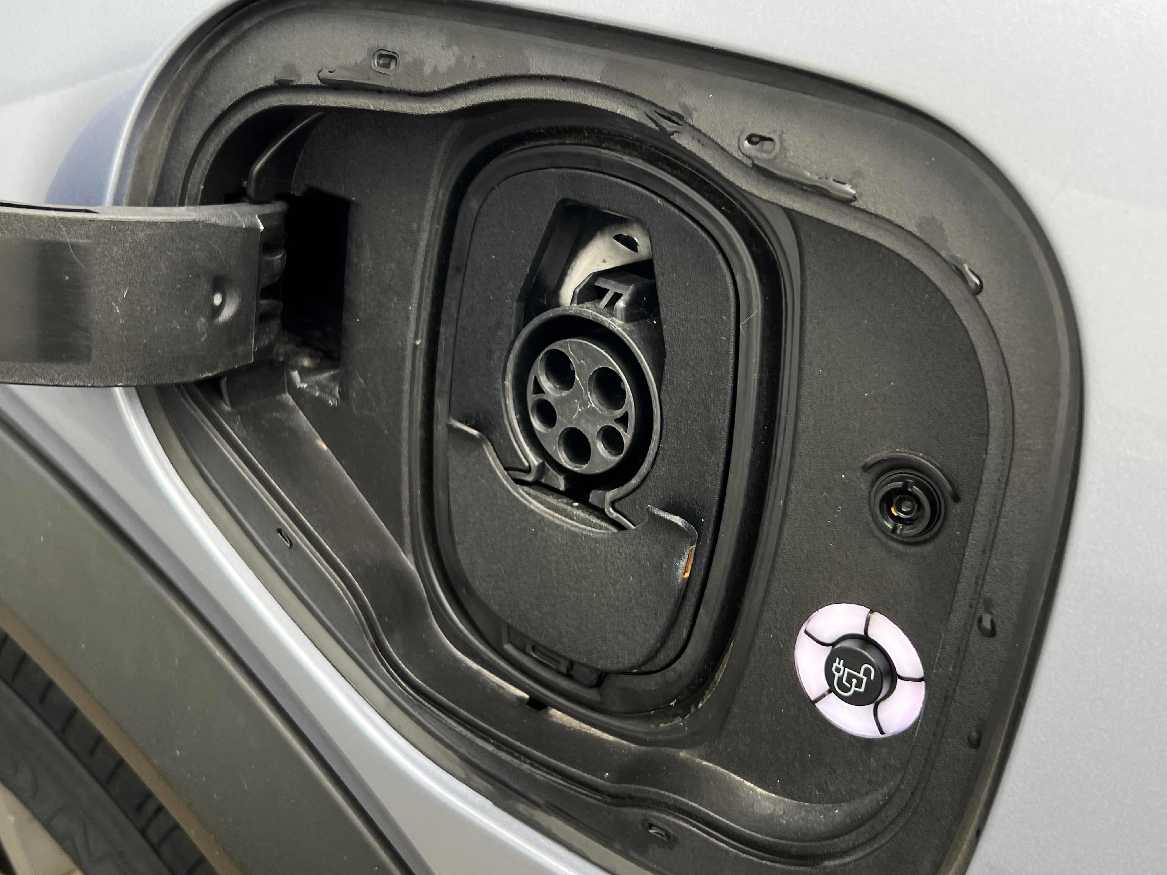 Used 2022 Ford Mustang Mach-E Select RWD with VIN 3FMTK1RM3NMA30287 for sale in Oak Creek, WI