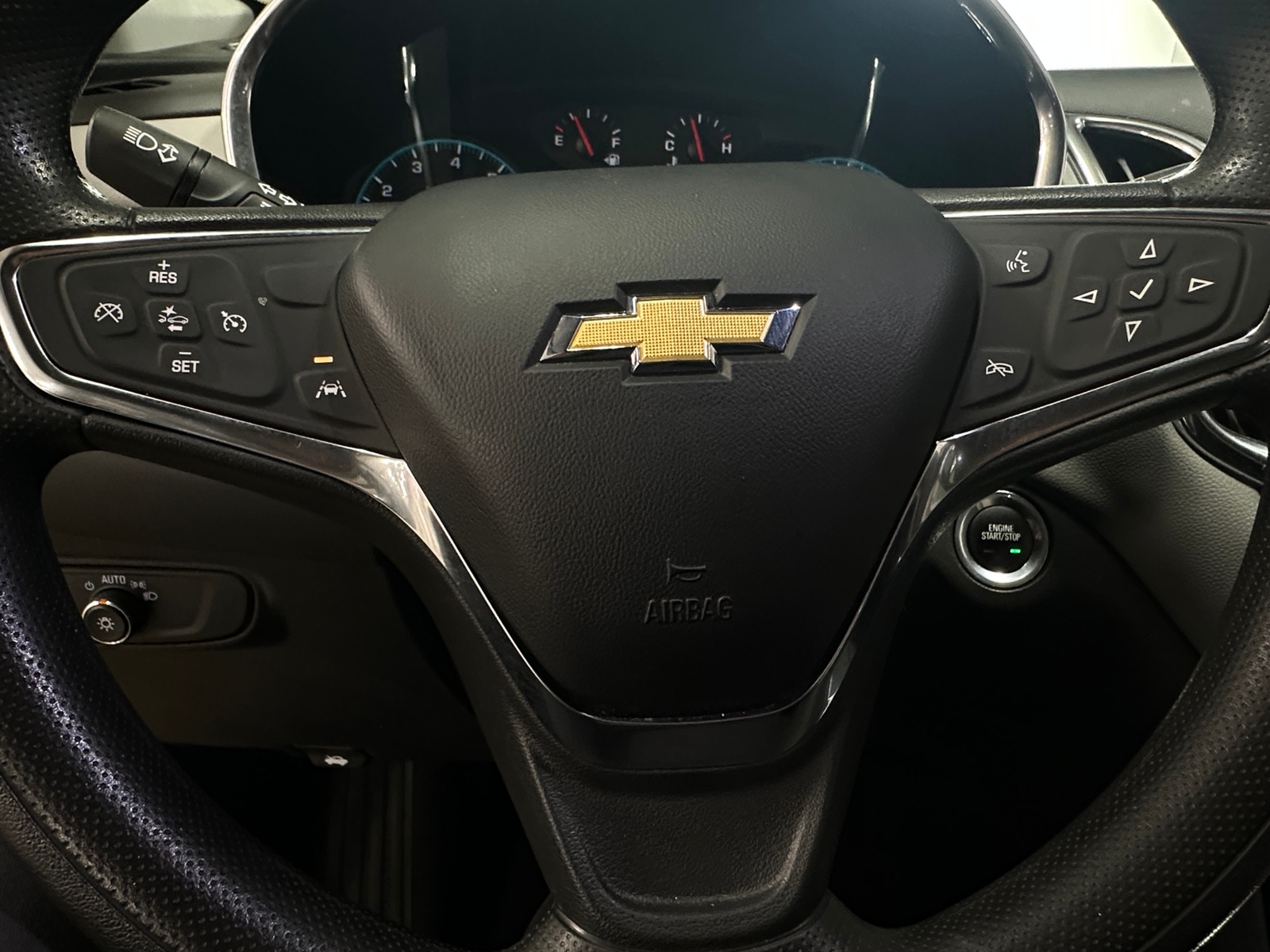 Thumbnail: 2021 Chevrolet Equinox - 5