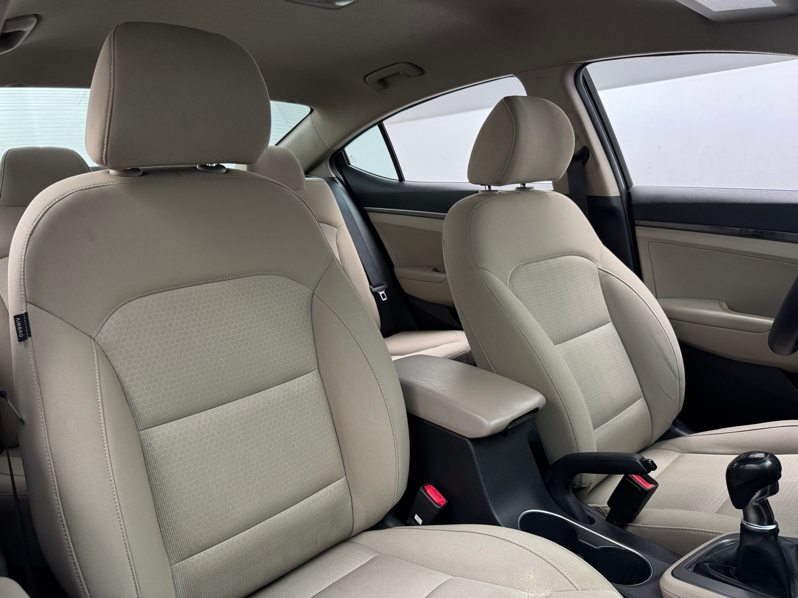 Thumbnail: 2017 Hyundai Elantra - 2