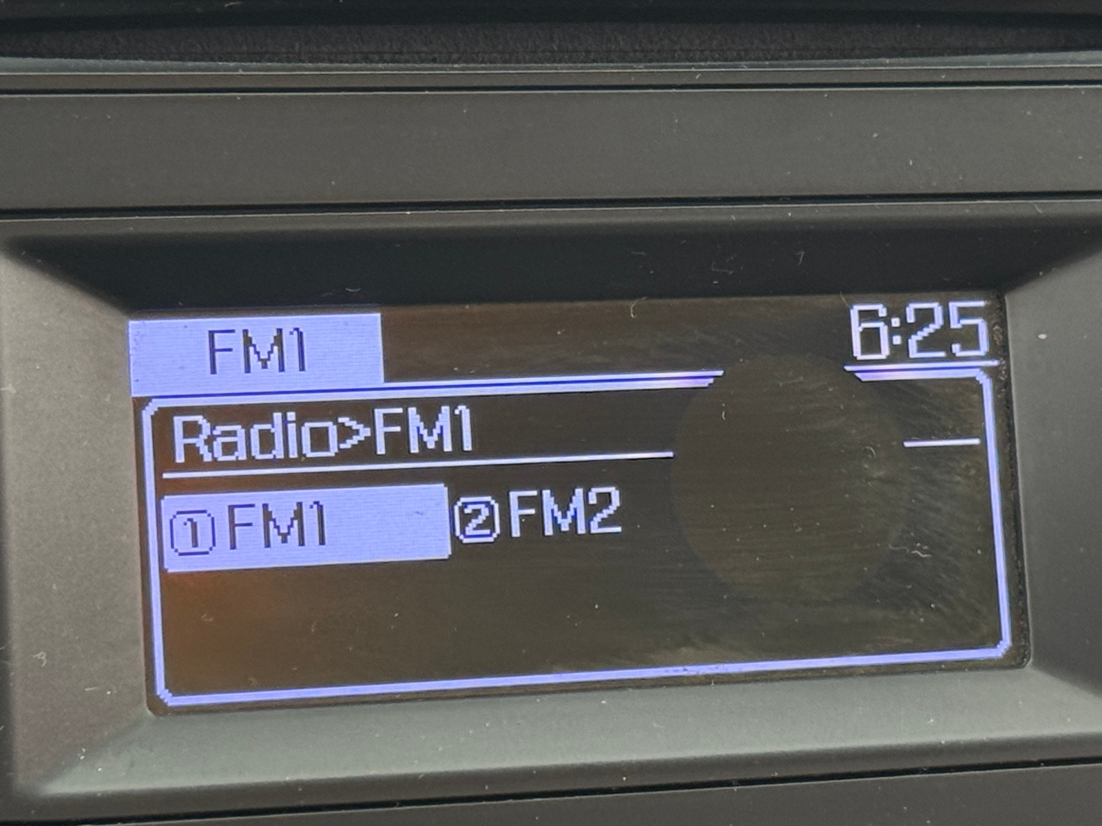 Thumbnail: 2017 Hyundai Elantra - 4