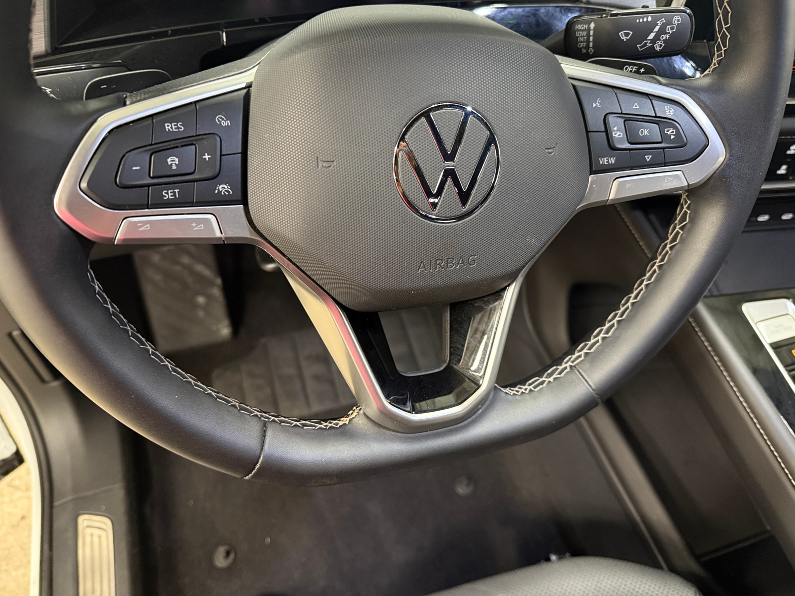 Thumbnail: 2025 Volkswagen Atlas - 4