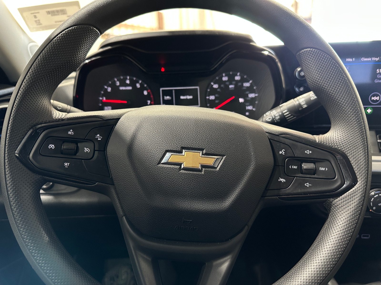 Thumbnail: 2025 Chevrolet Trax - 5