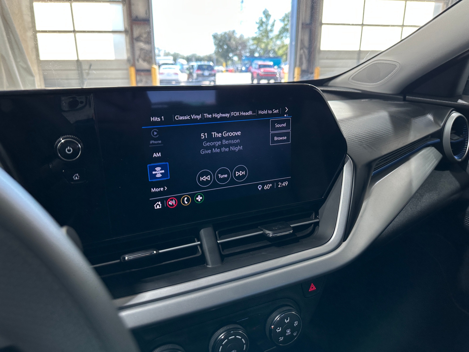 Thumbnail: 2025 Chevrolet Trax - 4