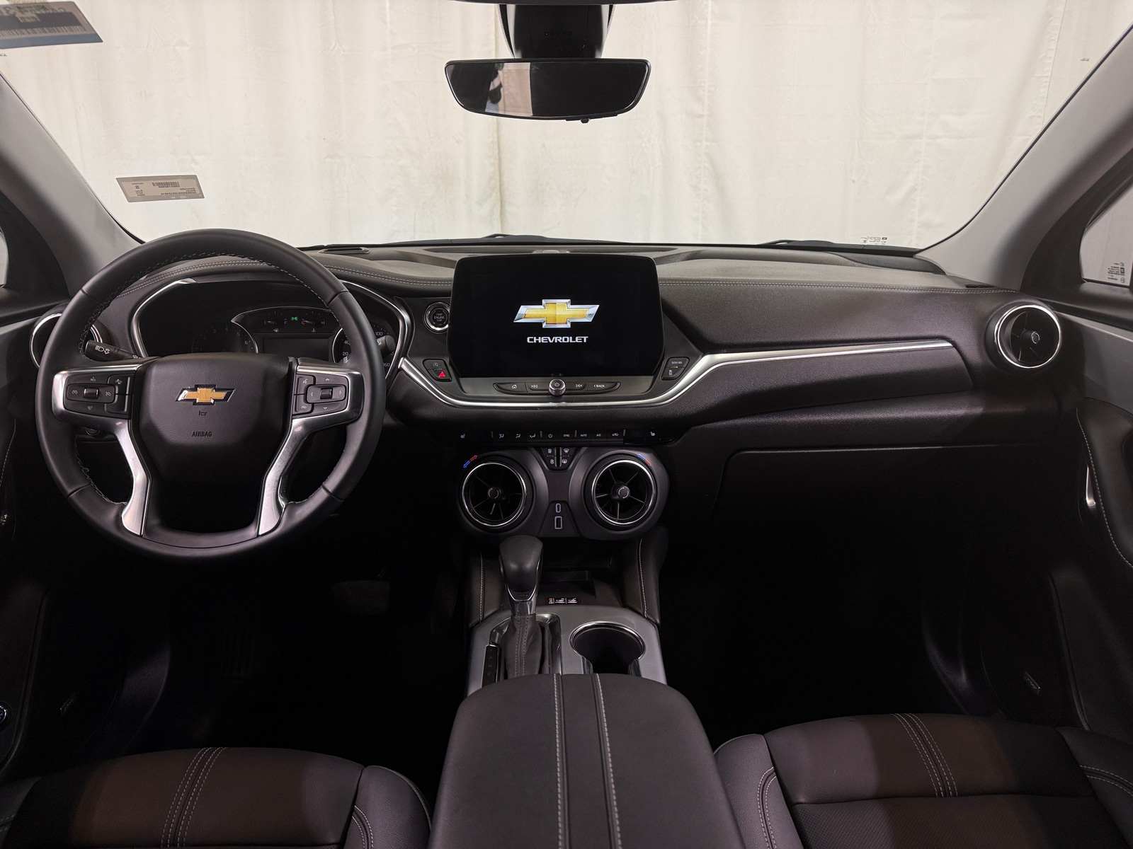 Thumbnail: 2025 Chevrolet Blazer - 2