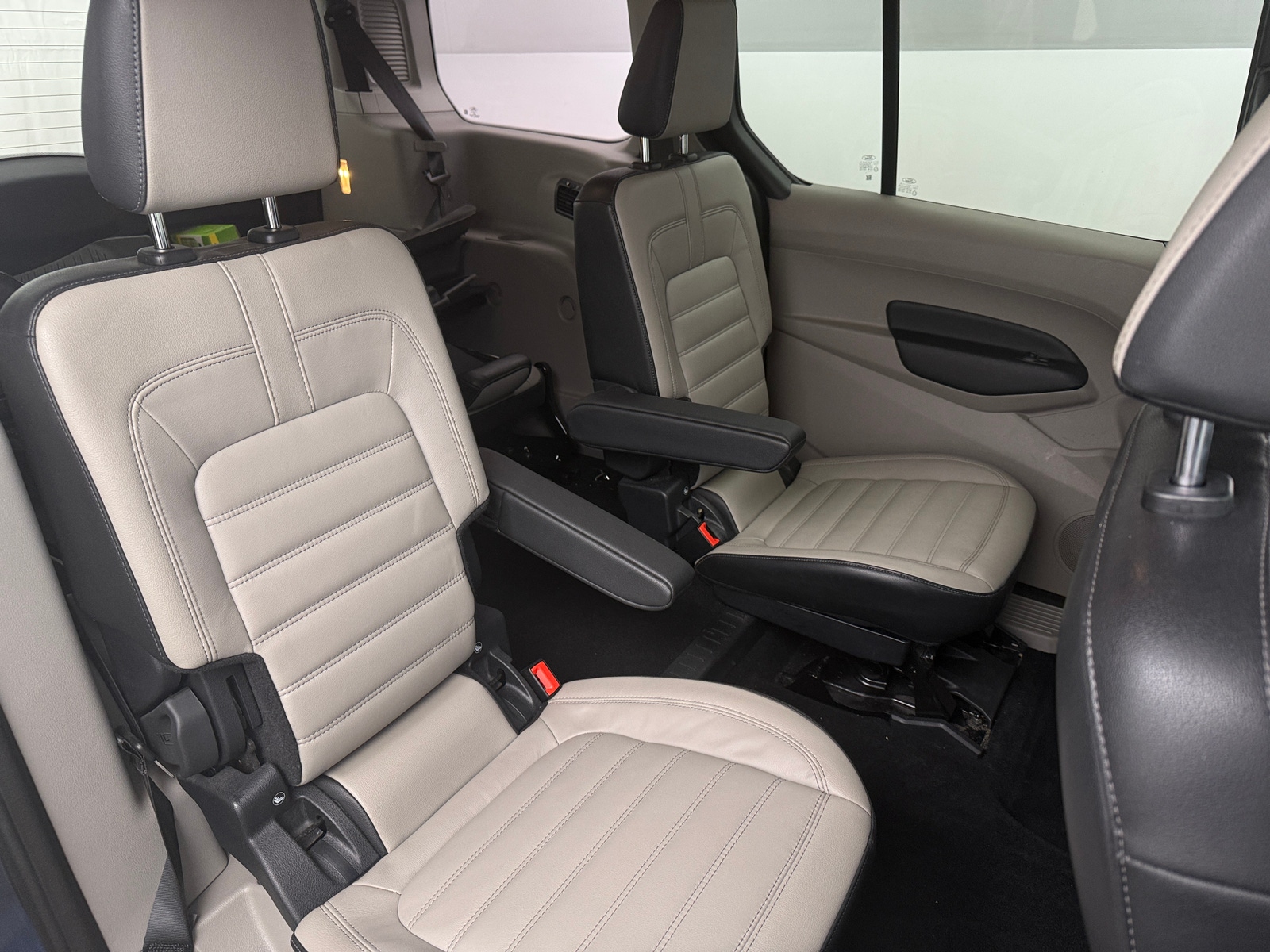 Thumbnail: 2022 Ford Transit Series - 5