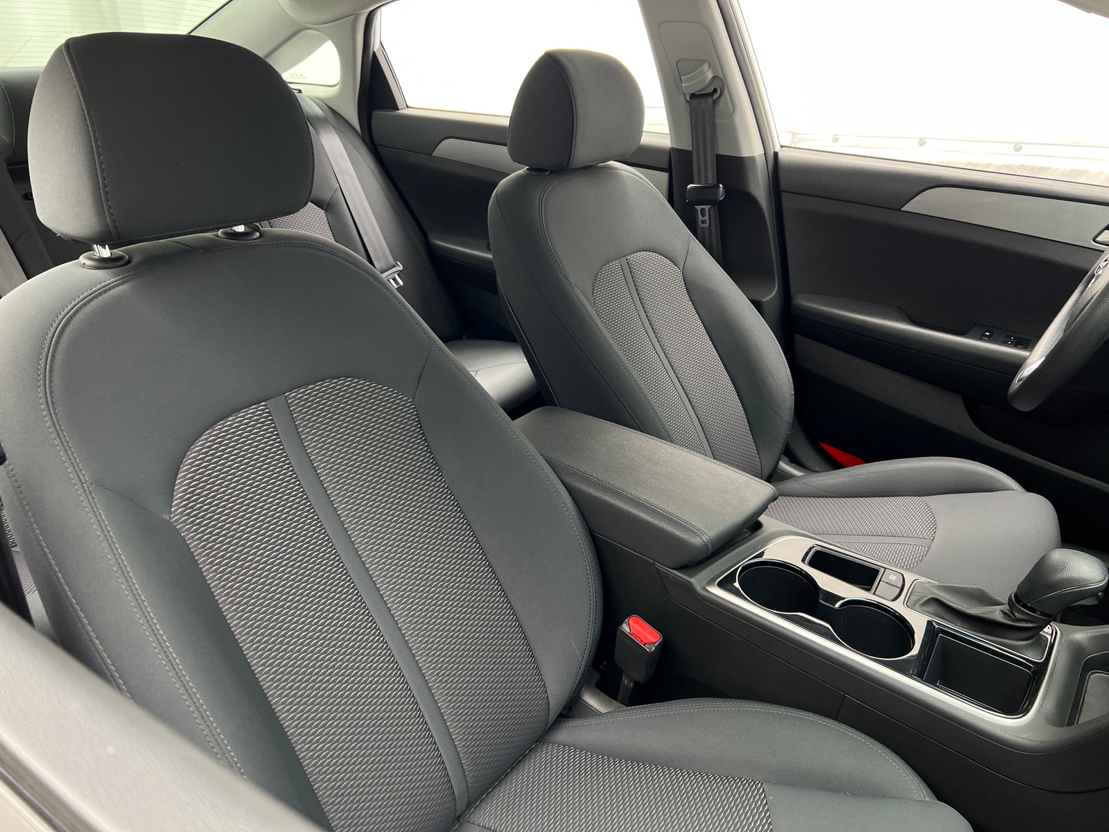 Thumbnail: 2019 Hyundai Sonata - 2