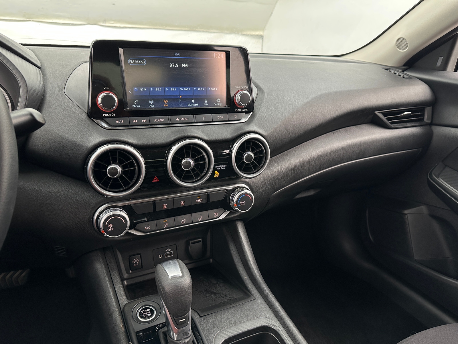 Thumbnail: 2025 Nissan Sentra - 4