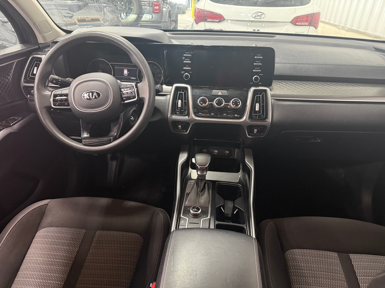 Thumbnail: 2021 Kia Sorento - 3