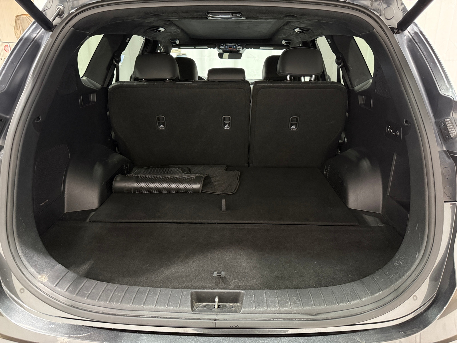 Thumbnail: 2022 Hyundai Santa Fe - 6