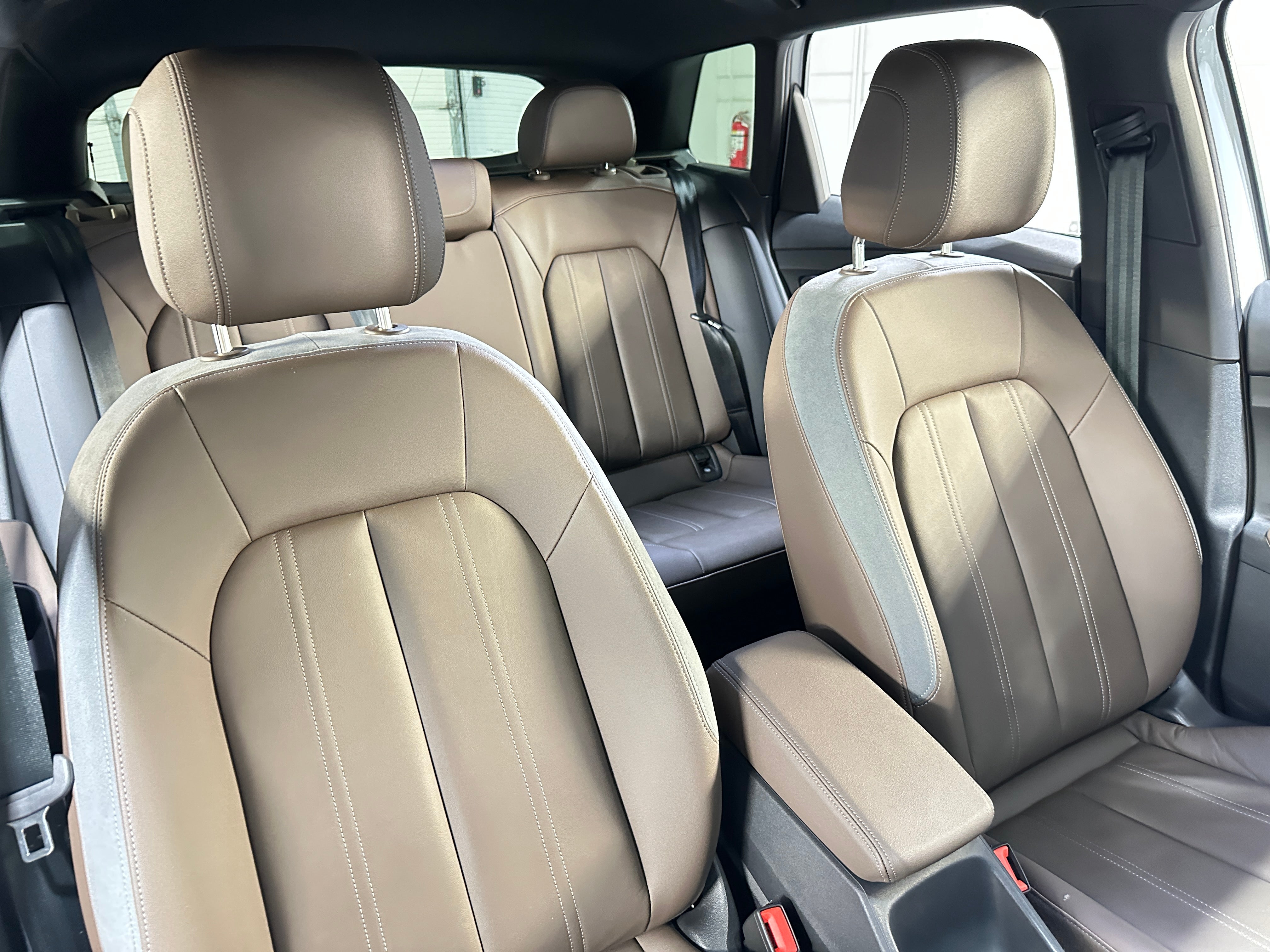 Used 2025 Audi Q4 e-tron Premium with VIN WA1A5BFZXSP014824 for sale in Oak Creek, WI