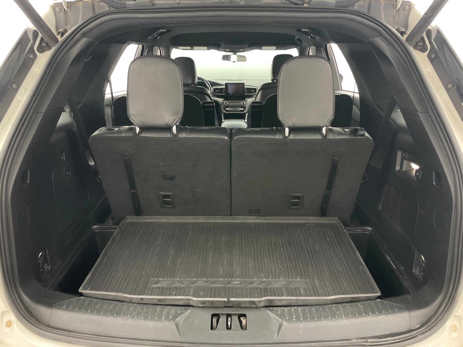 Thumbnail: 2020 Ford Explorer - 7