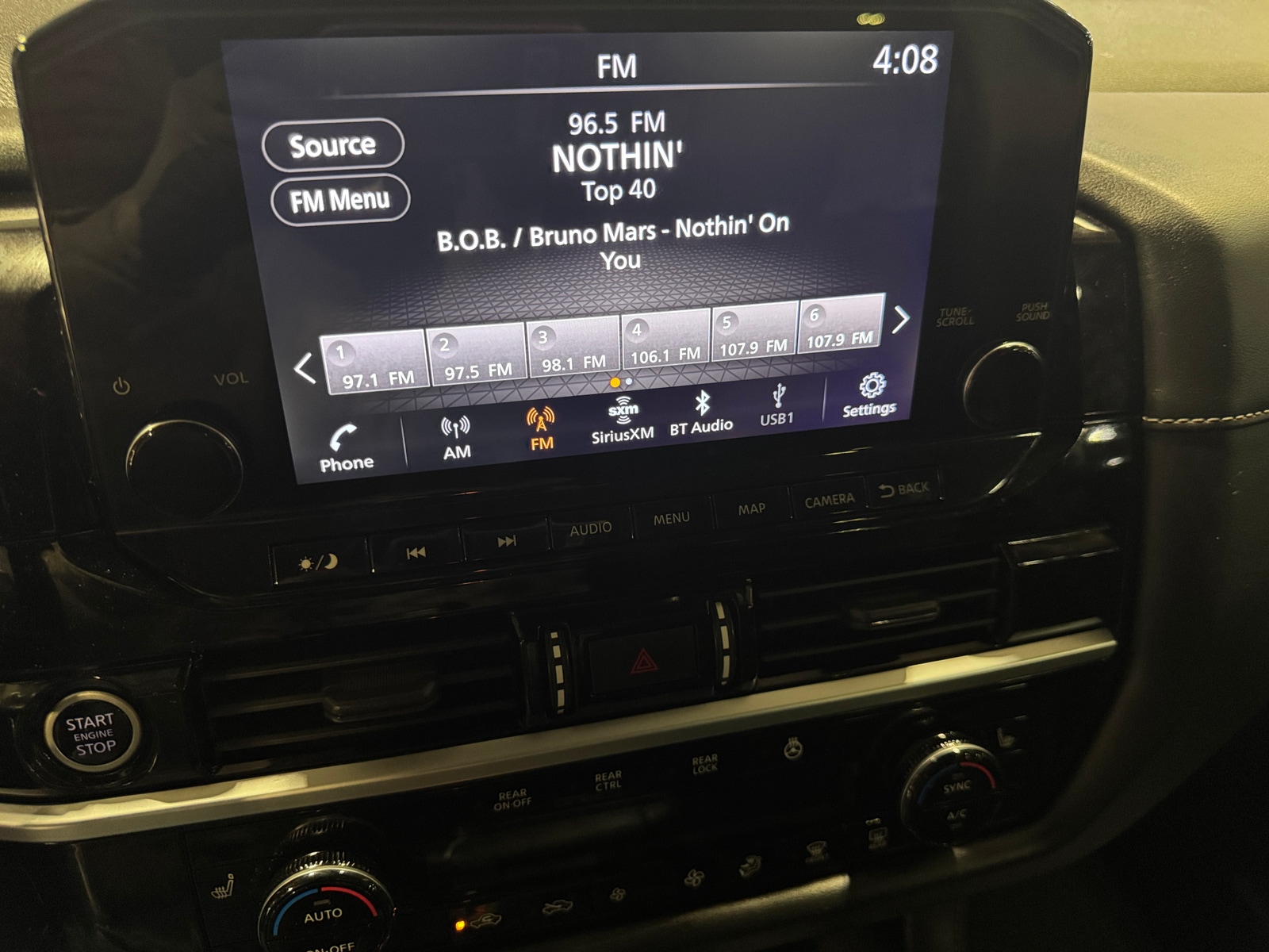 Thumbnail: 2022 Nissan Pathfinder - 4