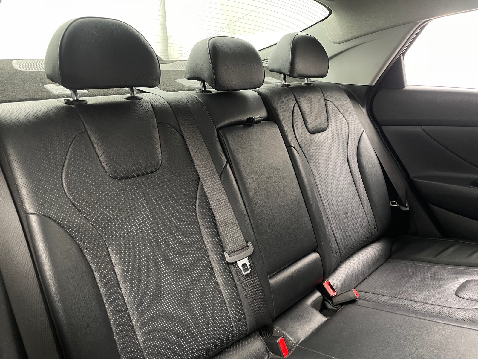 Thumbnail: 2023 Hyundai Elantra - 5