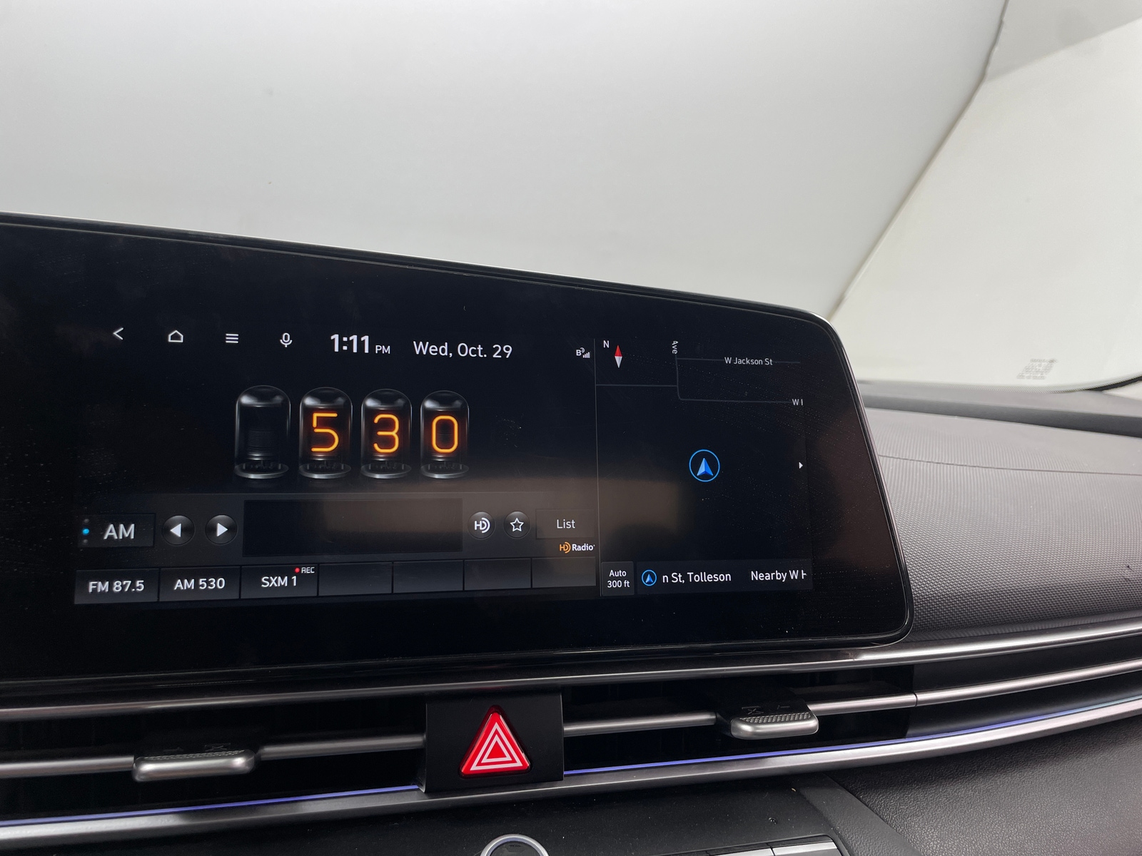 Thumbnail: 2023 Hyundai Elantra - 3