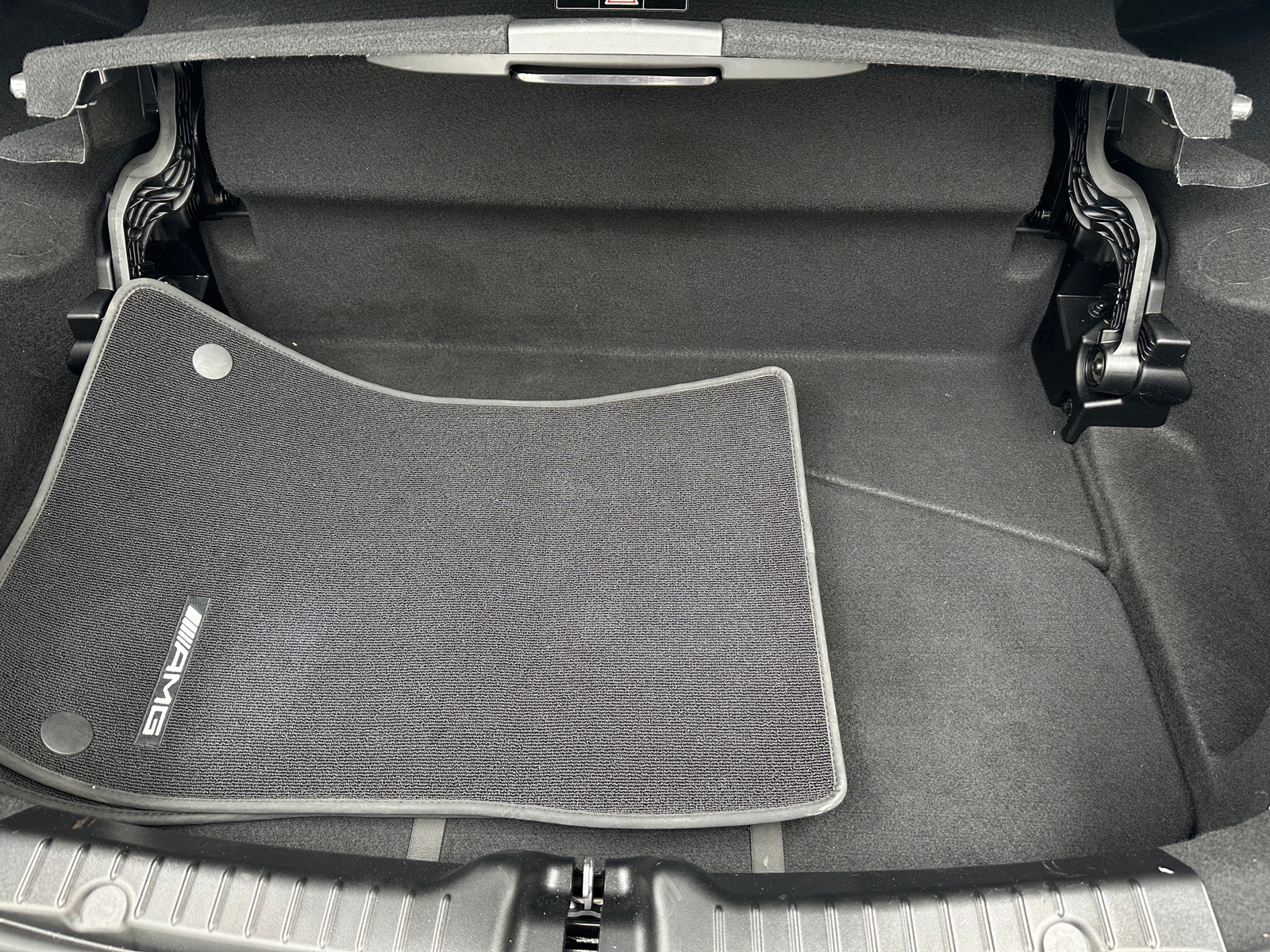 Thumbnail: 2018 Mercedes-Benz SLC - 6