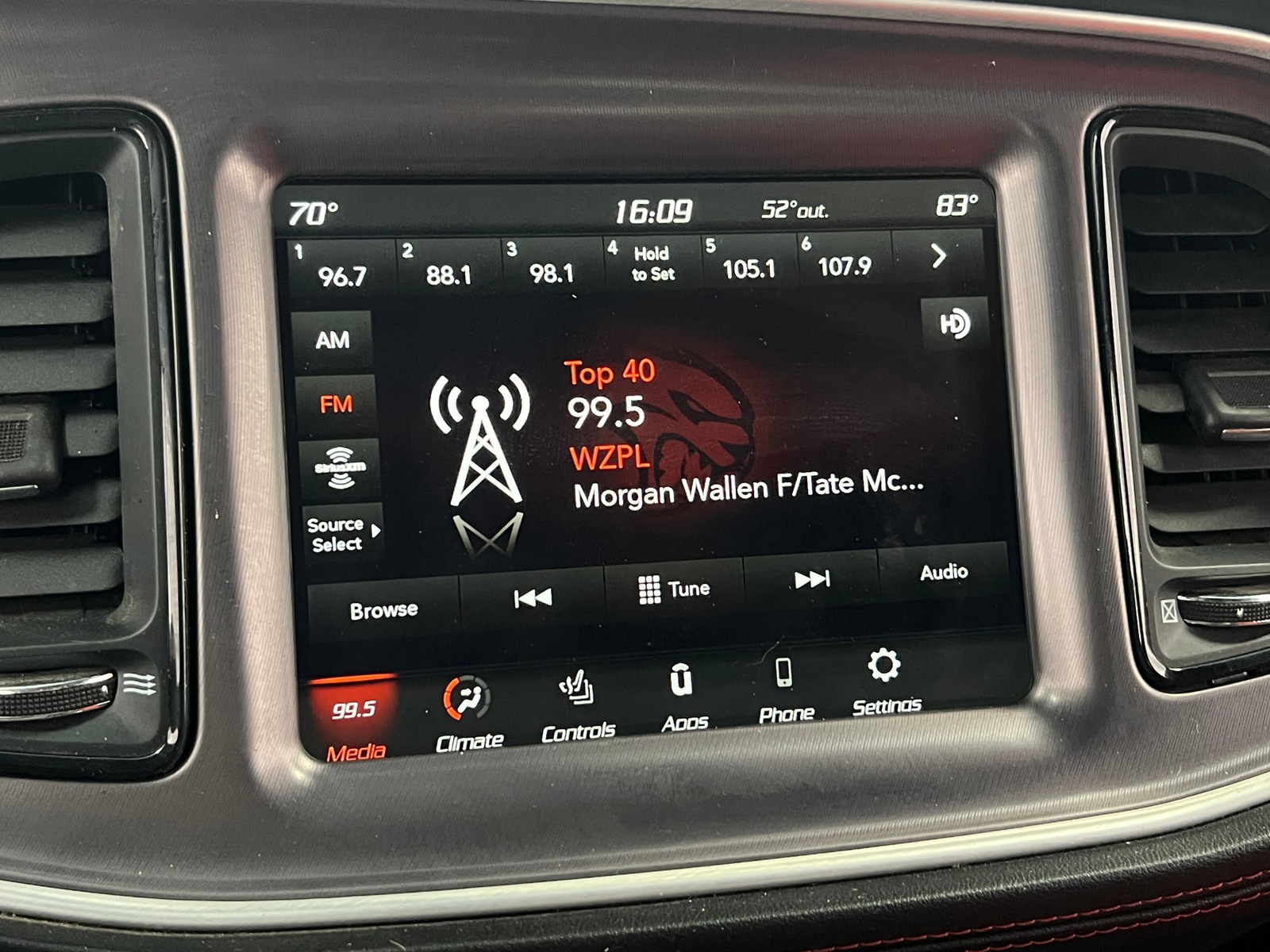 Thumbnail: 2021 Dodge Challenger - 3