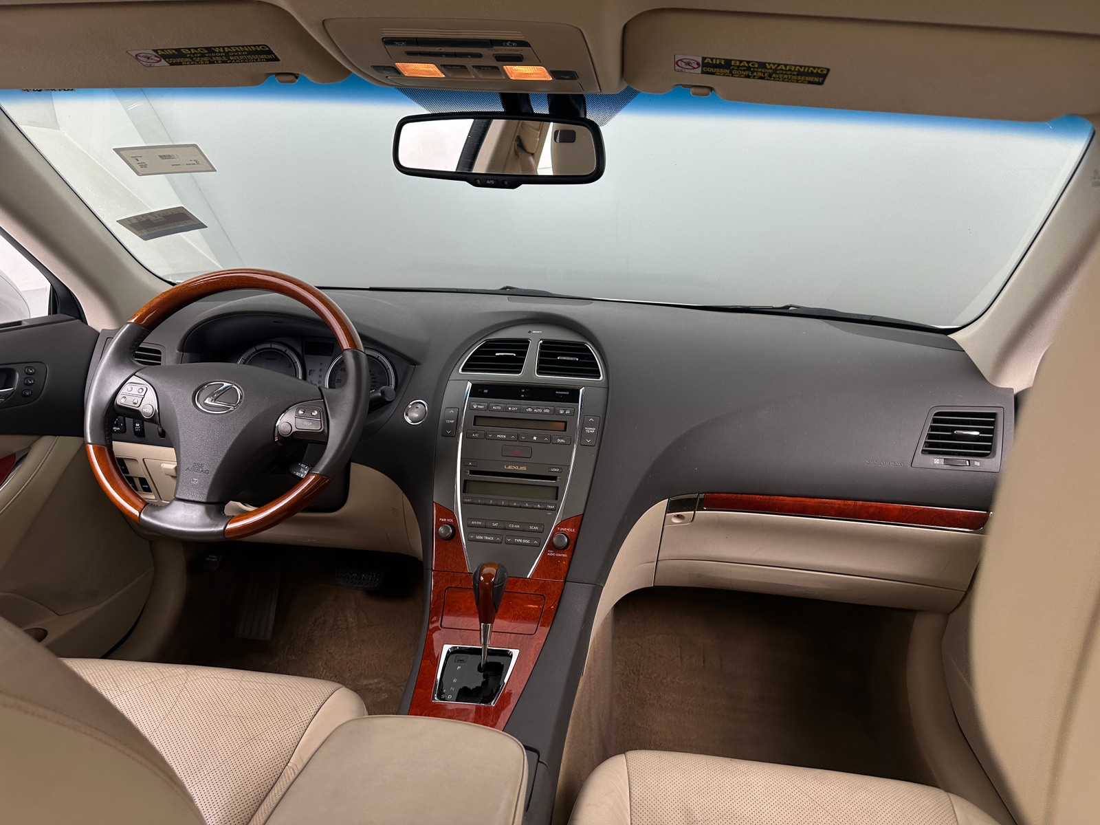 Thumbnail: 2010 Lexus ES - 2