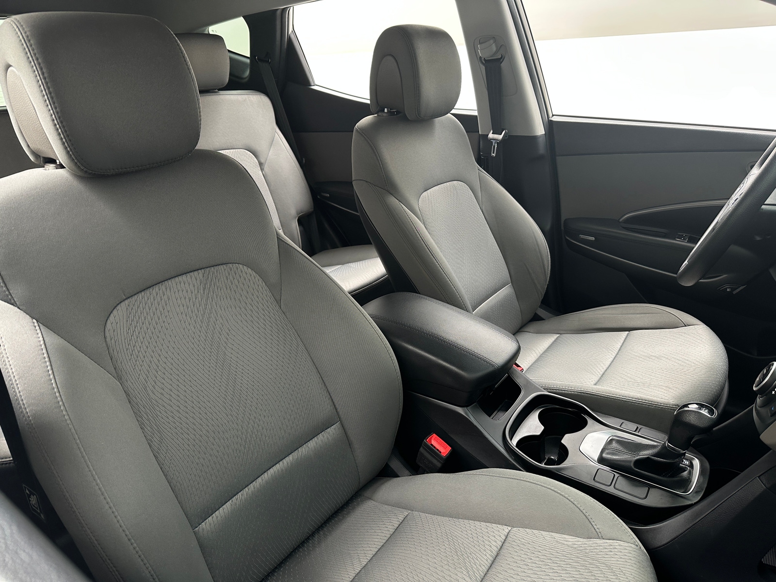 Thumbnail: 2017 Hyundai Santa Fe - 2