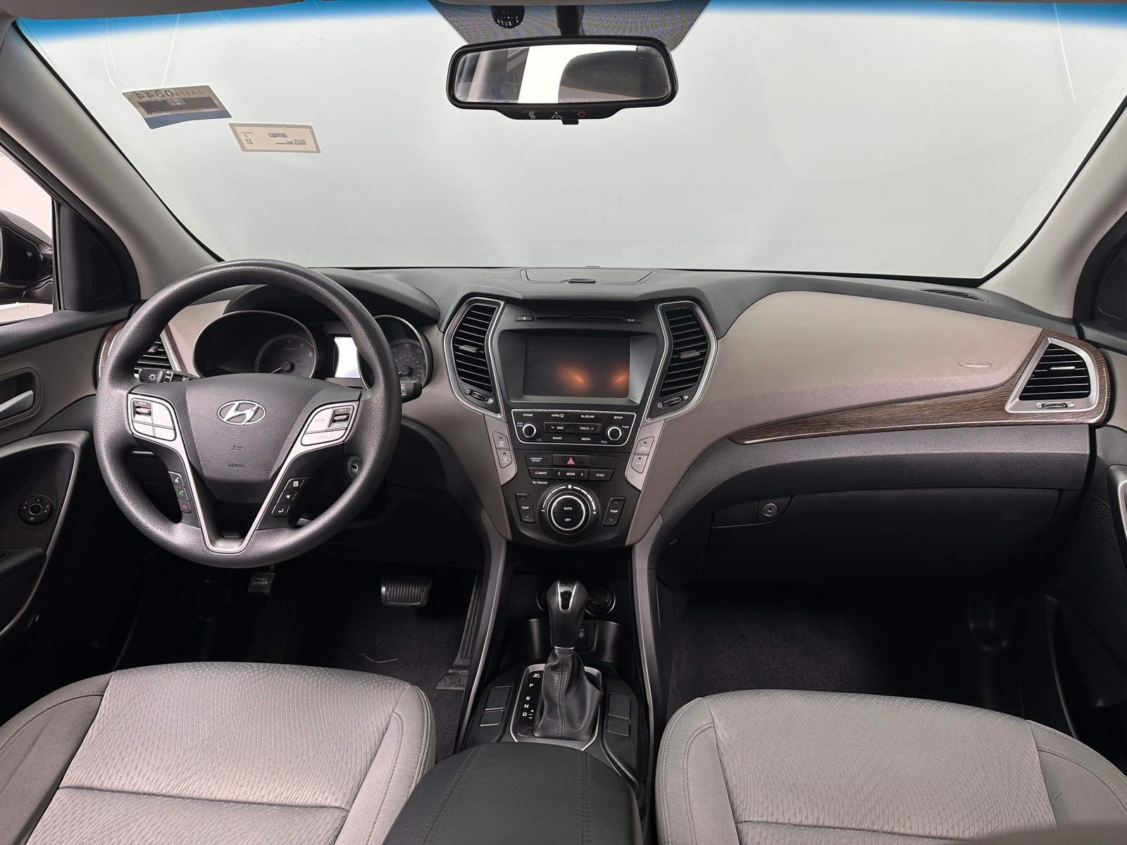 Thumbnail: 2017 Hyundai Santa Fe - 3