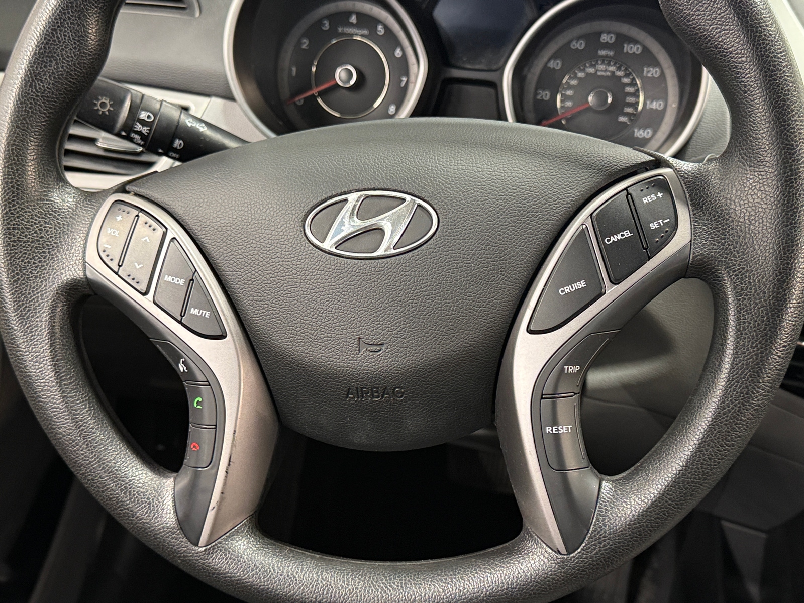 Thumbnail: 2013 Hyundai Elantra - 5