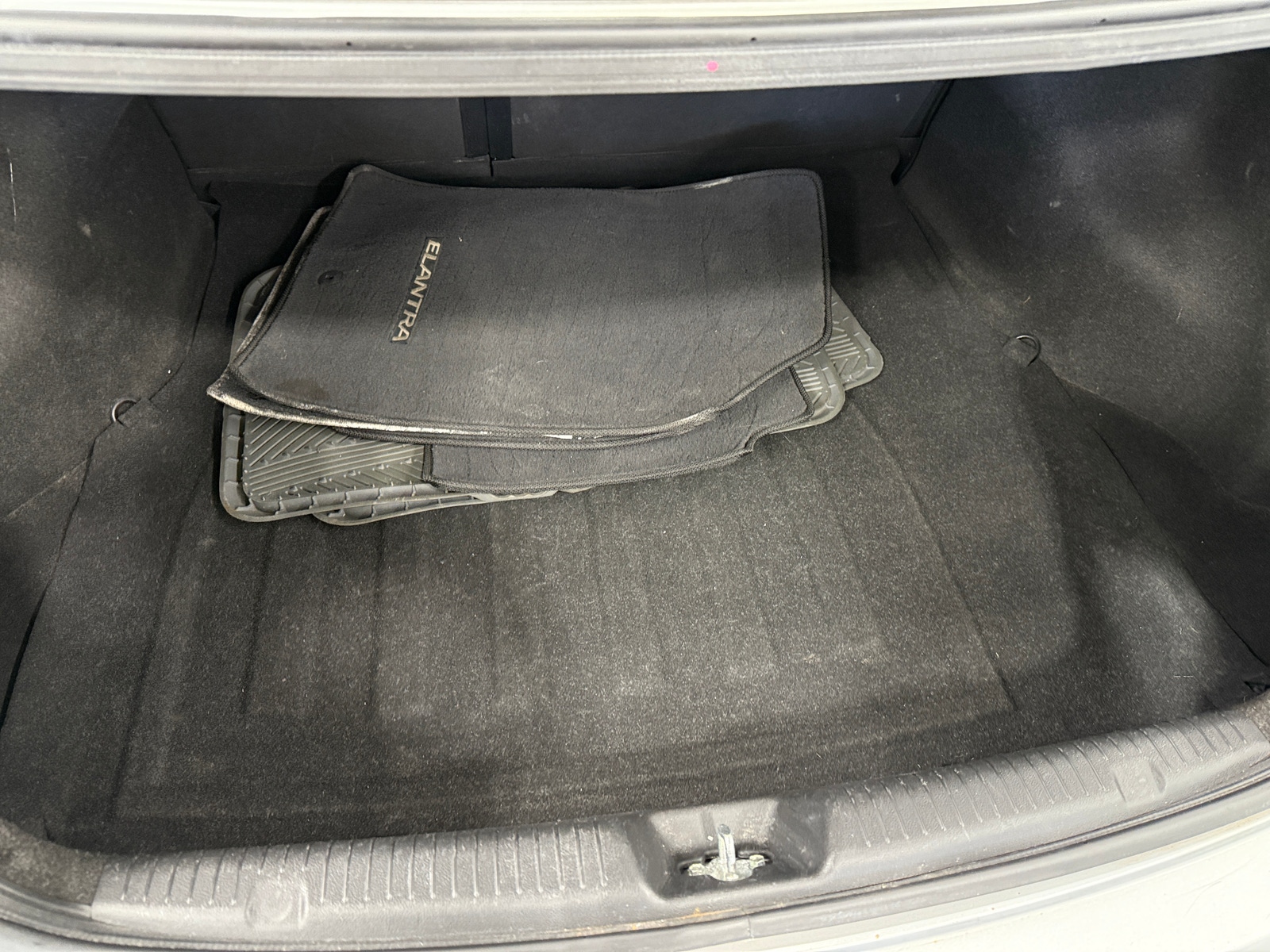 Thumbnail: 2013 Hyundai Elantra - 7