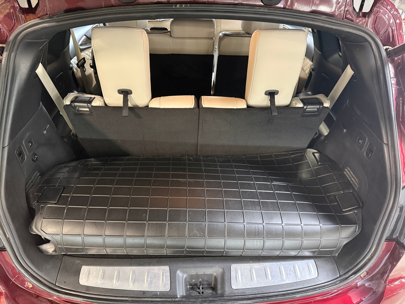 Thumbnail: 2019 INFINITI QX60 - 6