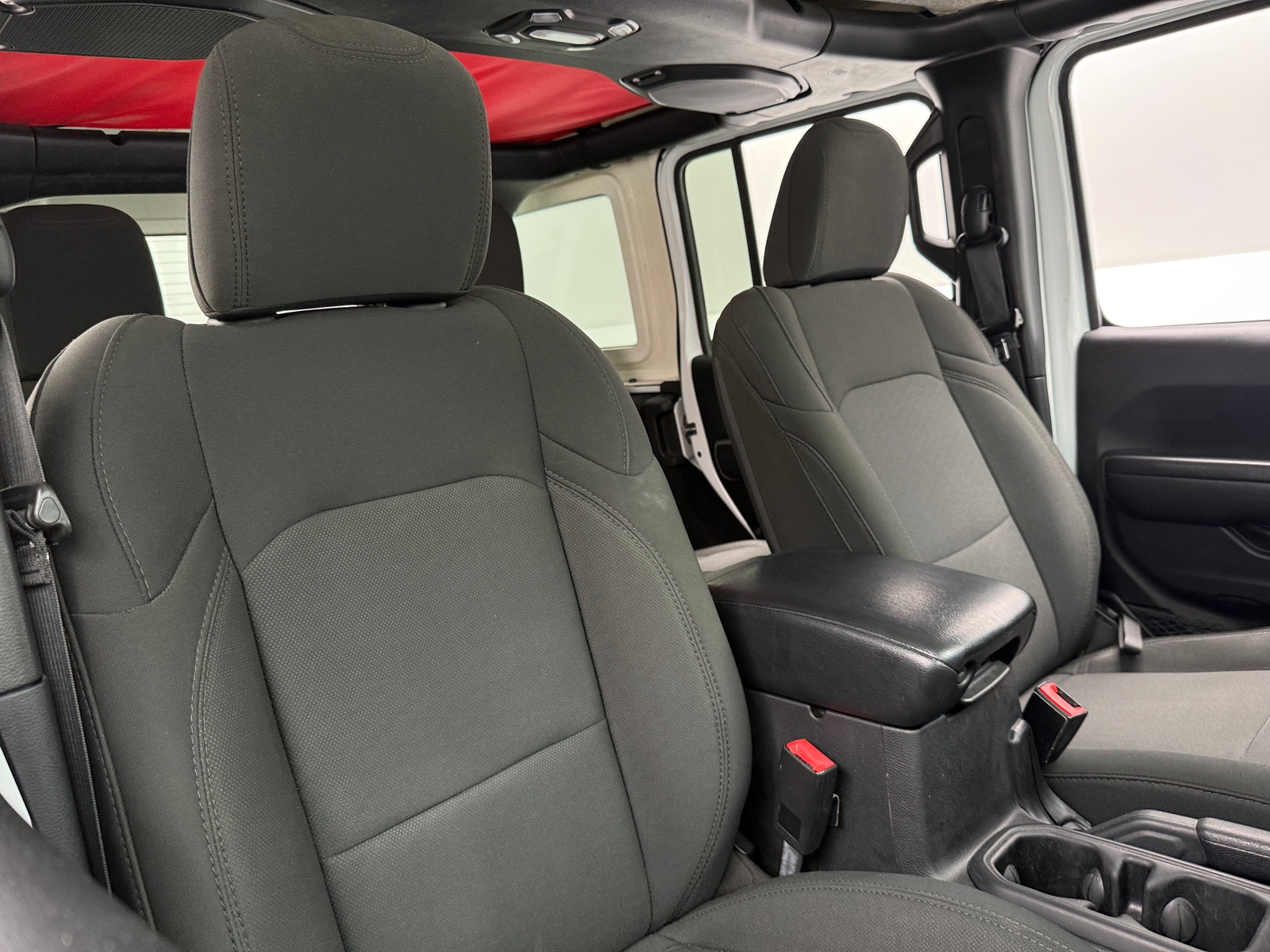 Thumbnail: 2018 Jeep Wrangler - 2