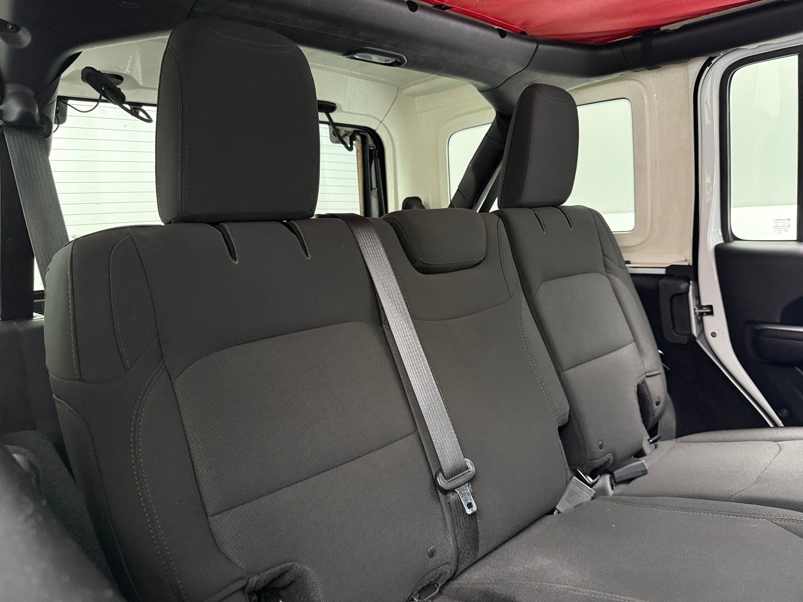 Thumbnail: 2018 Jeep Wrangler - 6