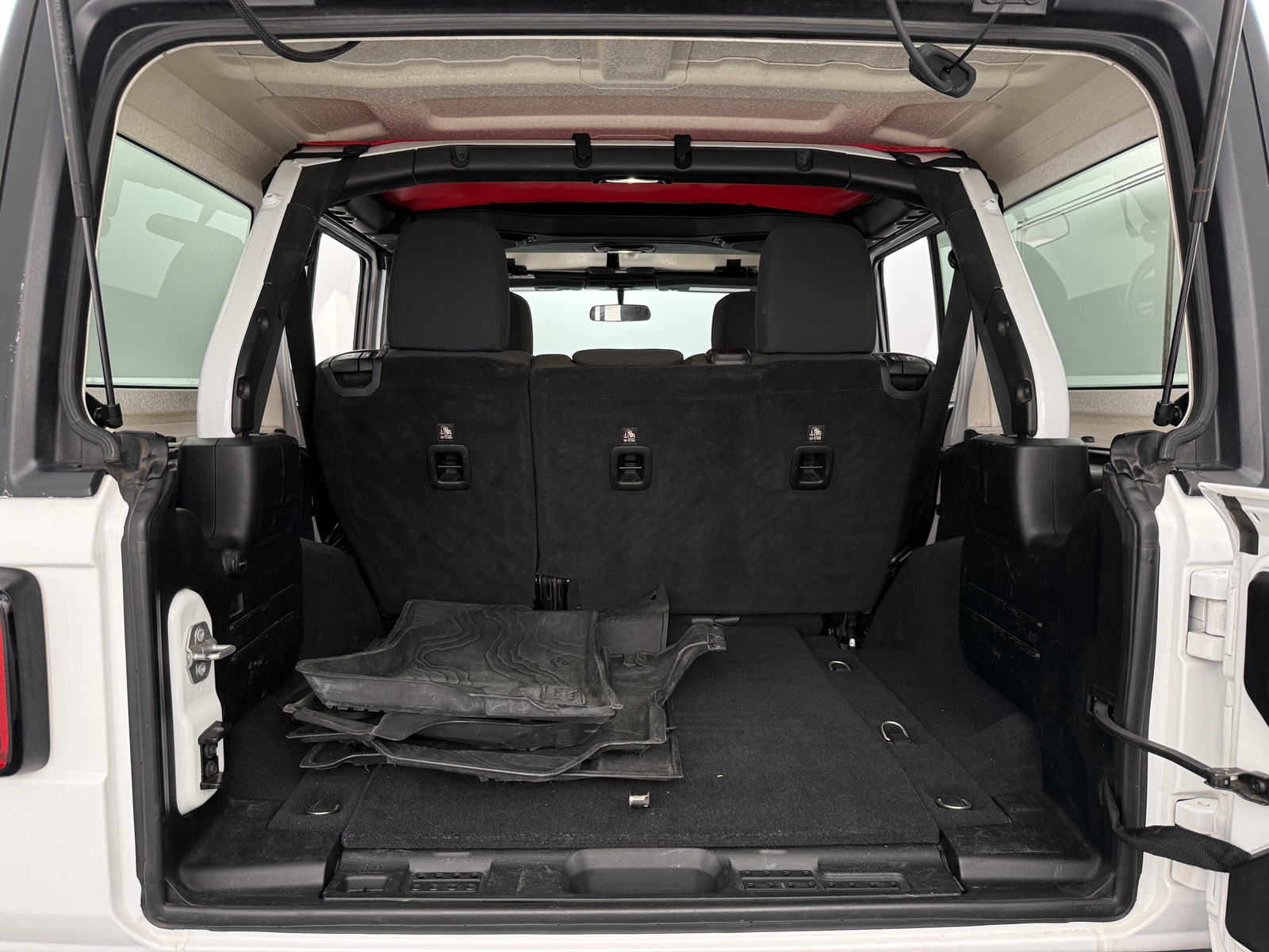 Thumbnail: 2018 Jeep Wrangler - 7