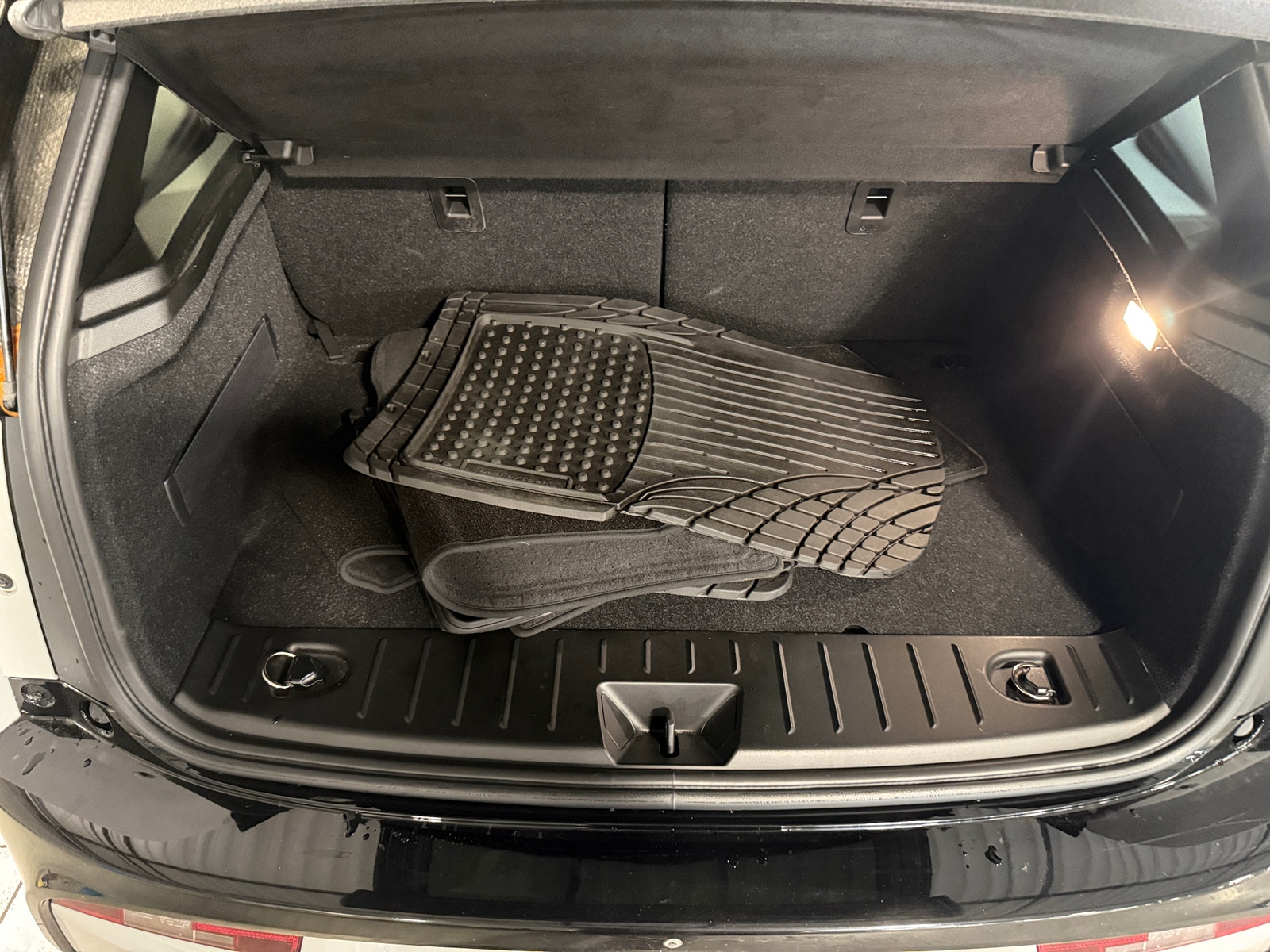 Thumbnail: 2018 BMW i3 - 7