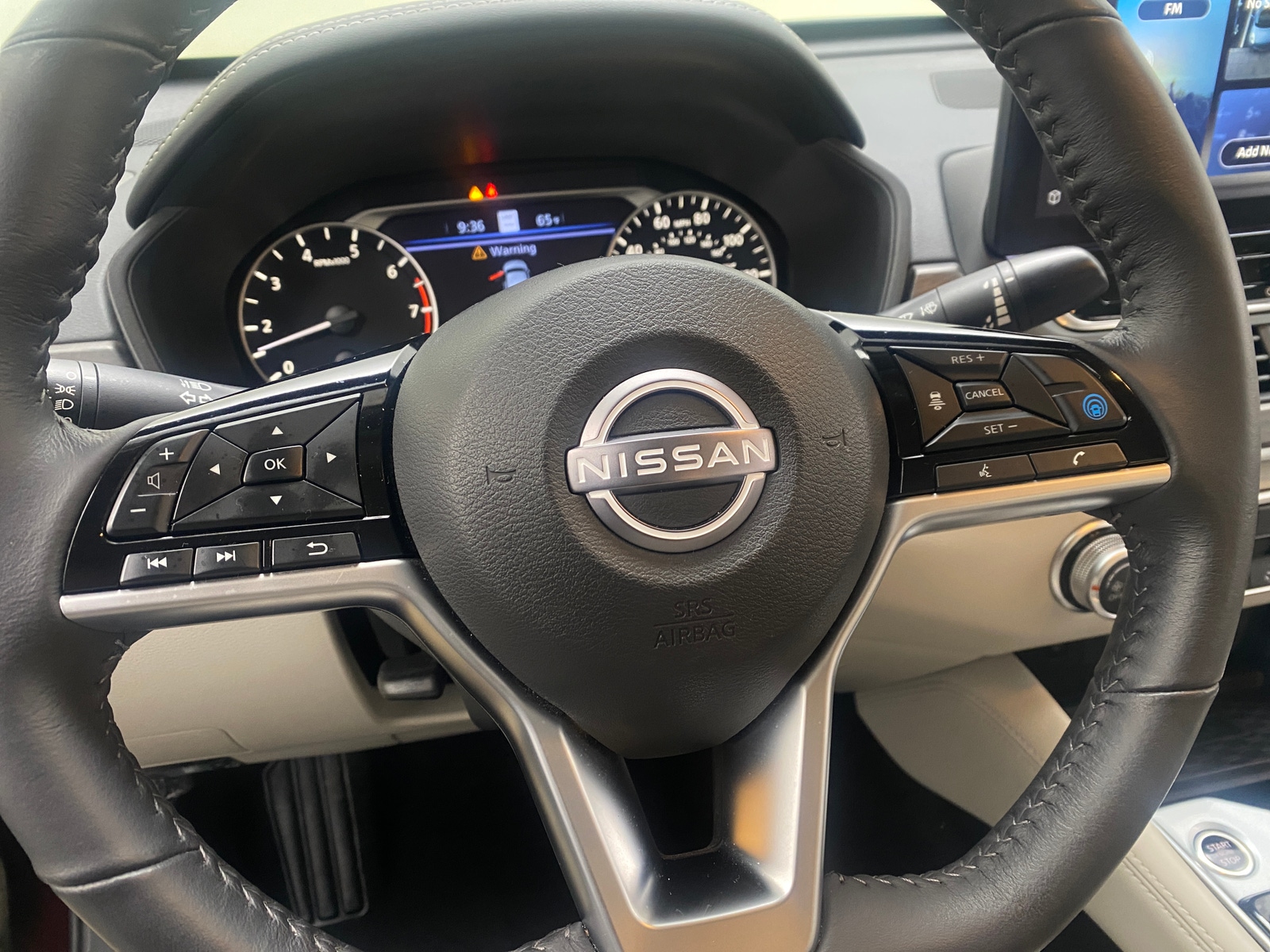 Thumbnail: 2023 Nissan Altima - 5