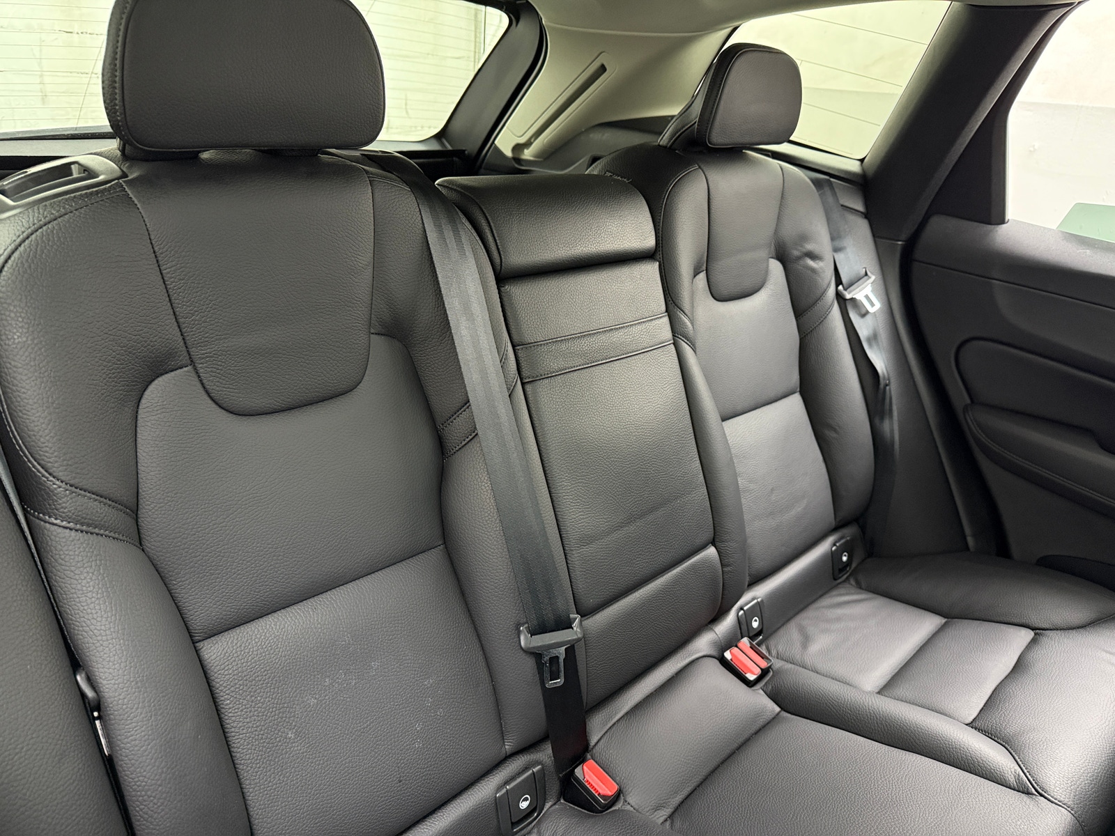 Thumbnail: 2020 Volvo XC60 - 5