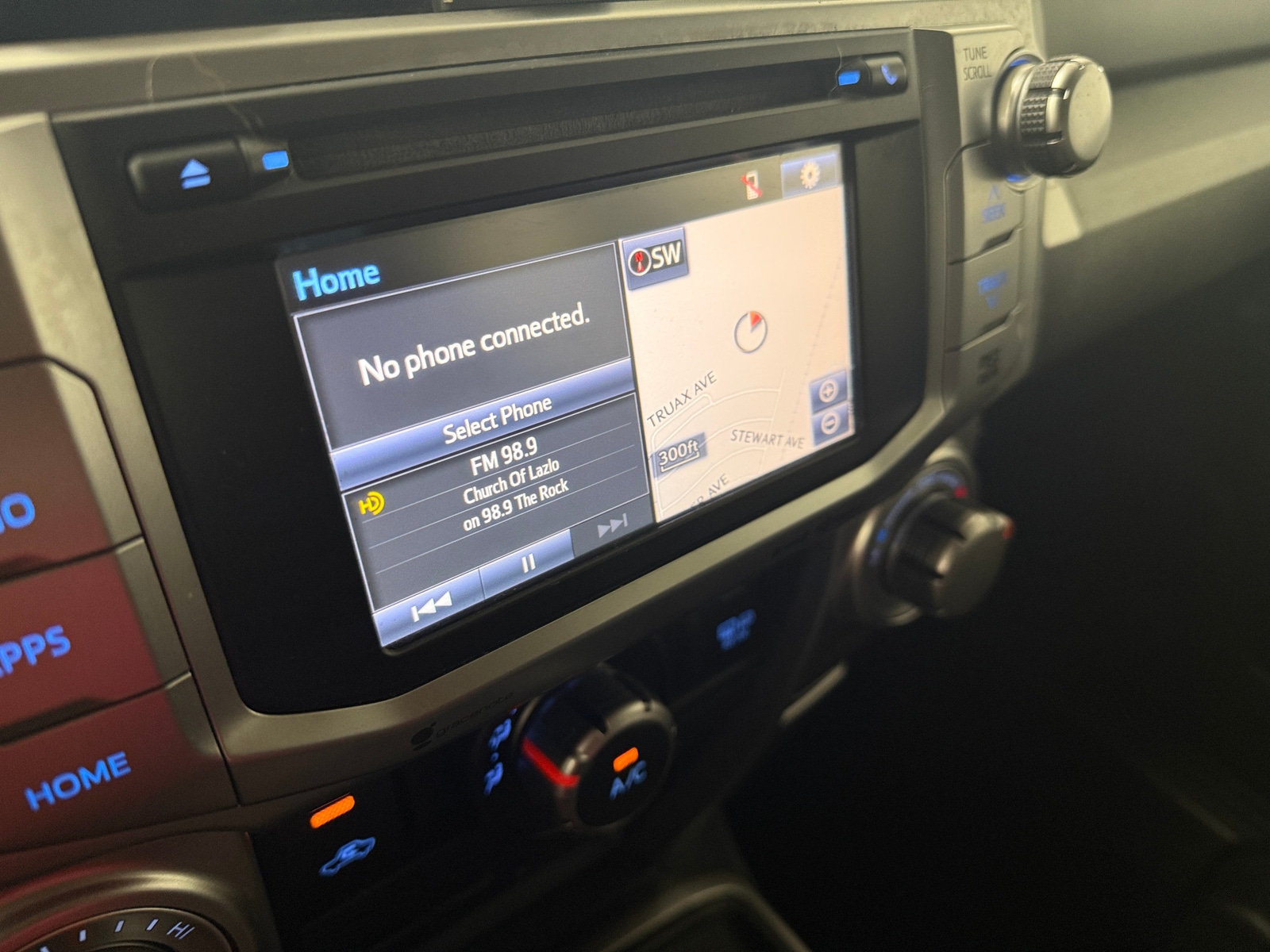 Thumbnail: 2019 Toyota 4Runner - 4