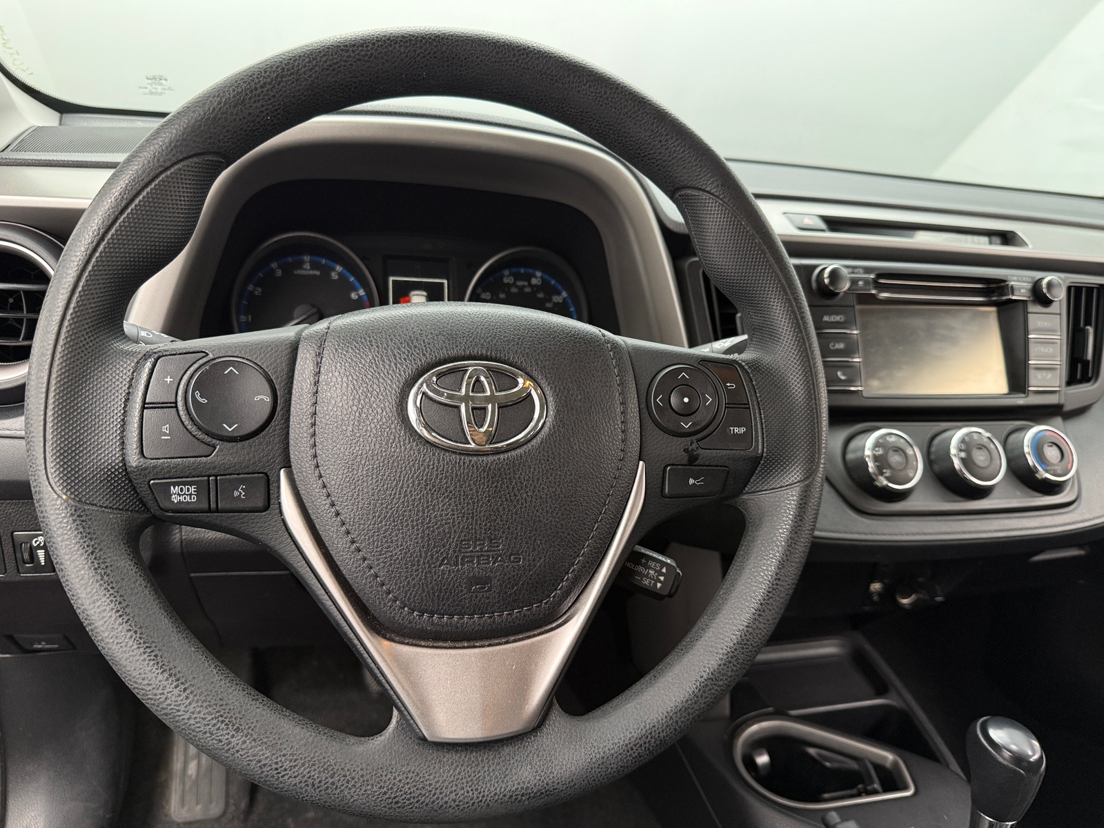 Thumbnail: 2017 Toyota RAV4 - 5