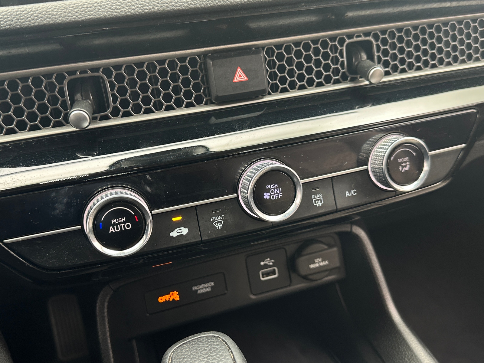 Thumbnail: 2024 Honda Civic - 4