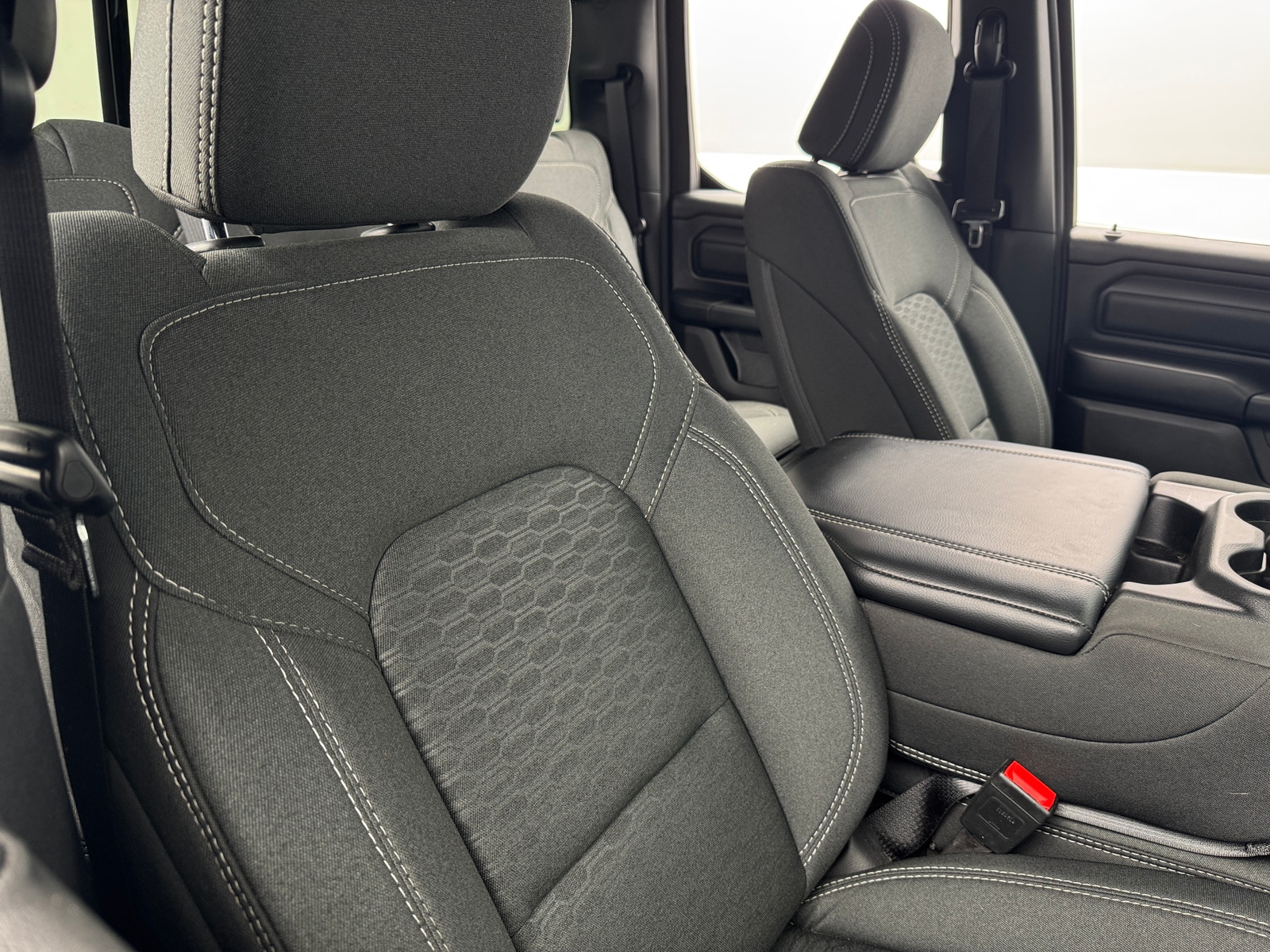 Thumbnail: 2025 RAM 1500 - 2