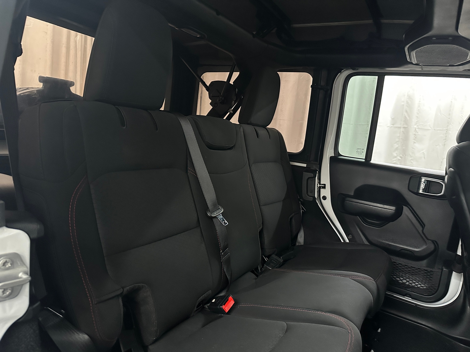 Thumbnail: 2022 Jeep Wrangler - 6