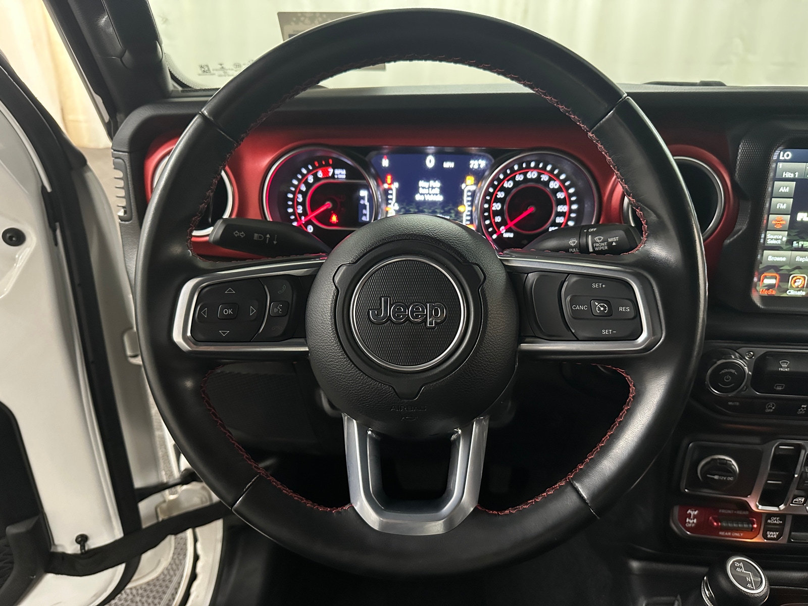 Thumbnail: 2022 Jeep Wrangler - 5