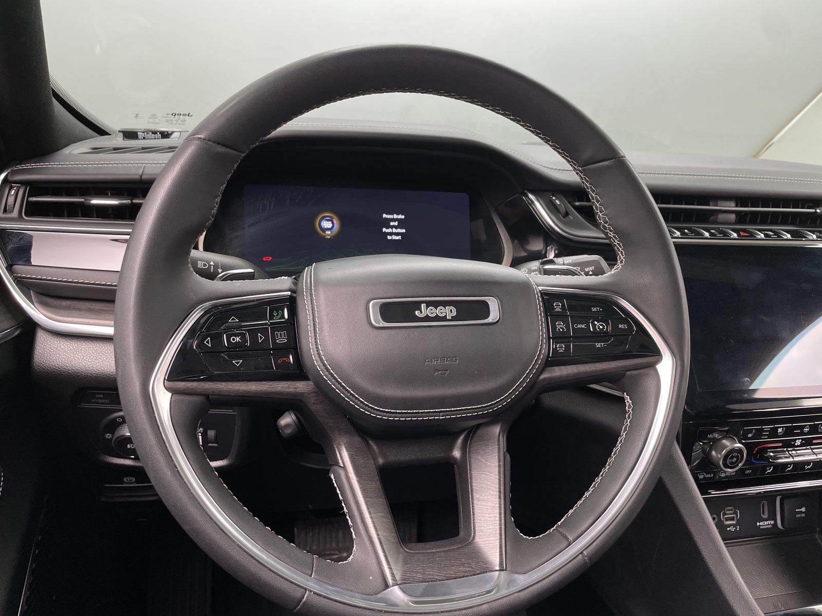 Thumbnail: 2023 Jeep Grand Cherokee - 4