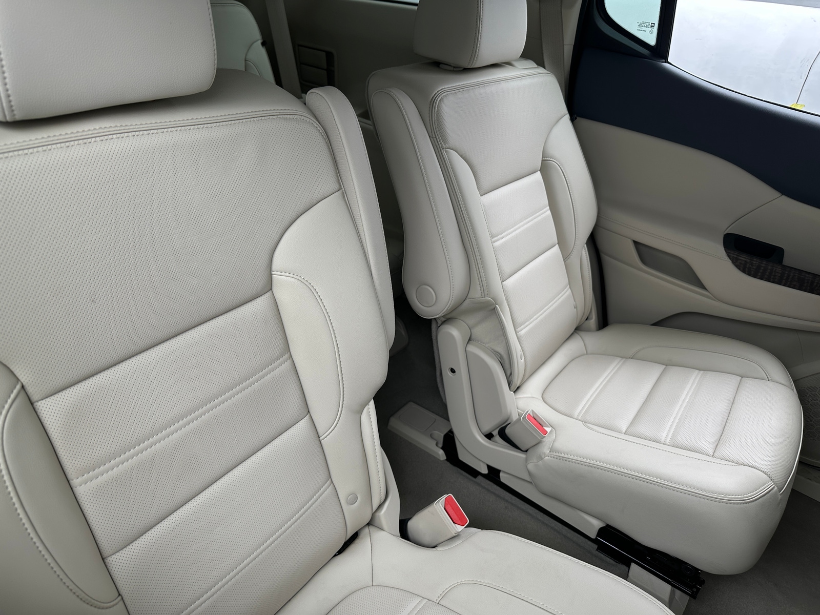 Thumbnail: 2023 GMC Acadia - 6