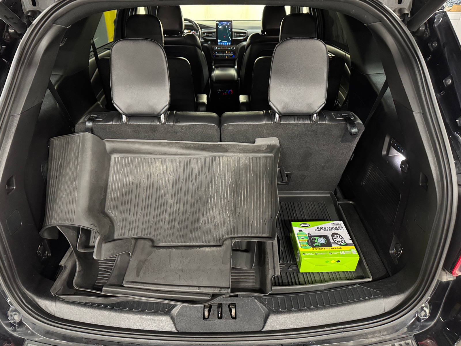 Thumbnail: 2020 Ford Explorer - 6